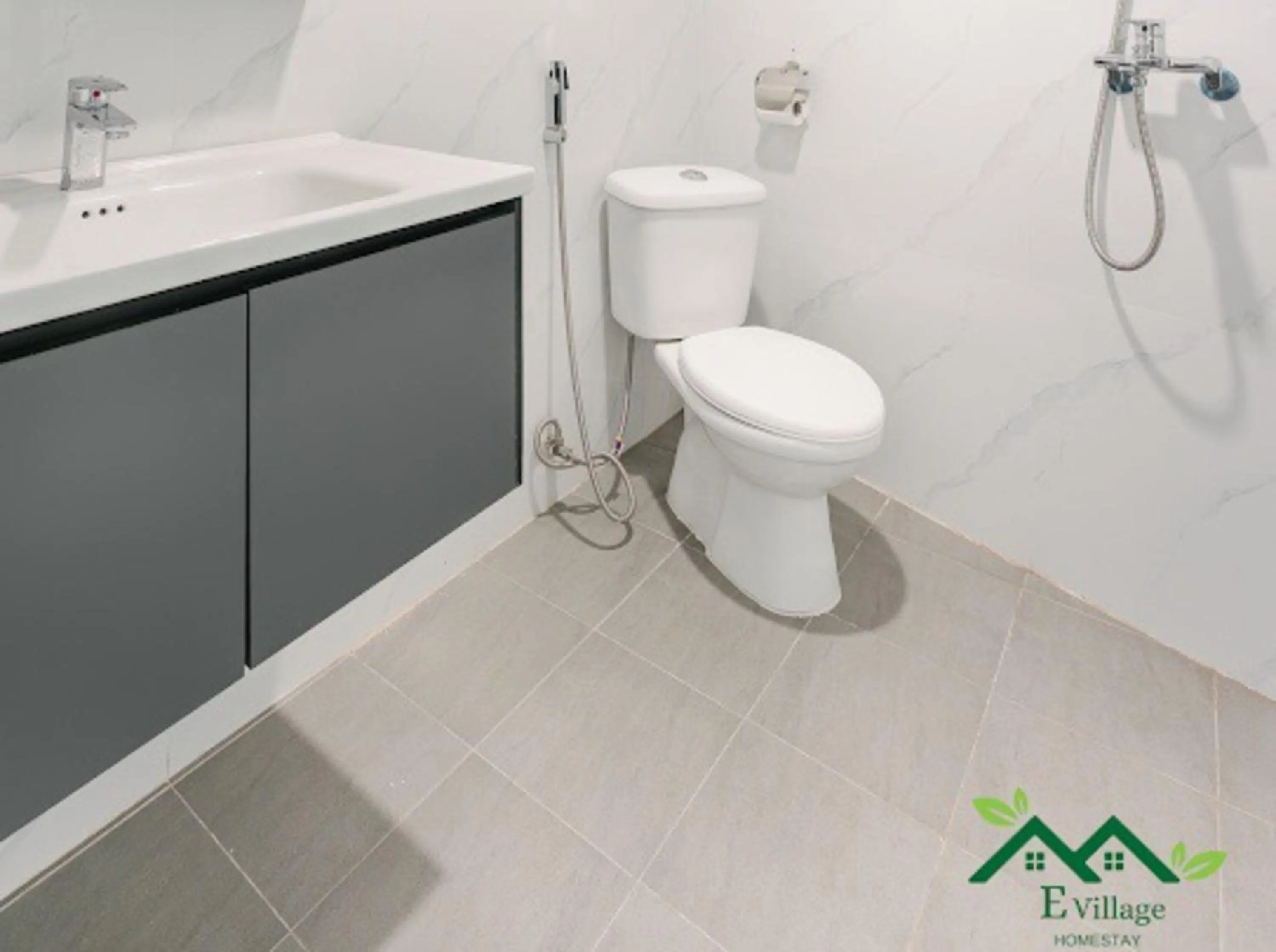 Shower in E Village Hotel Hanoi