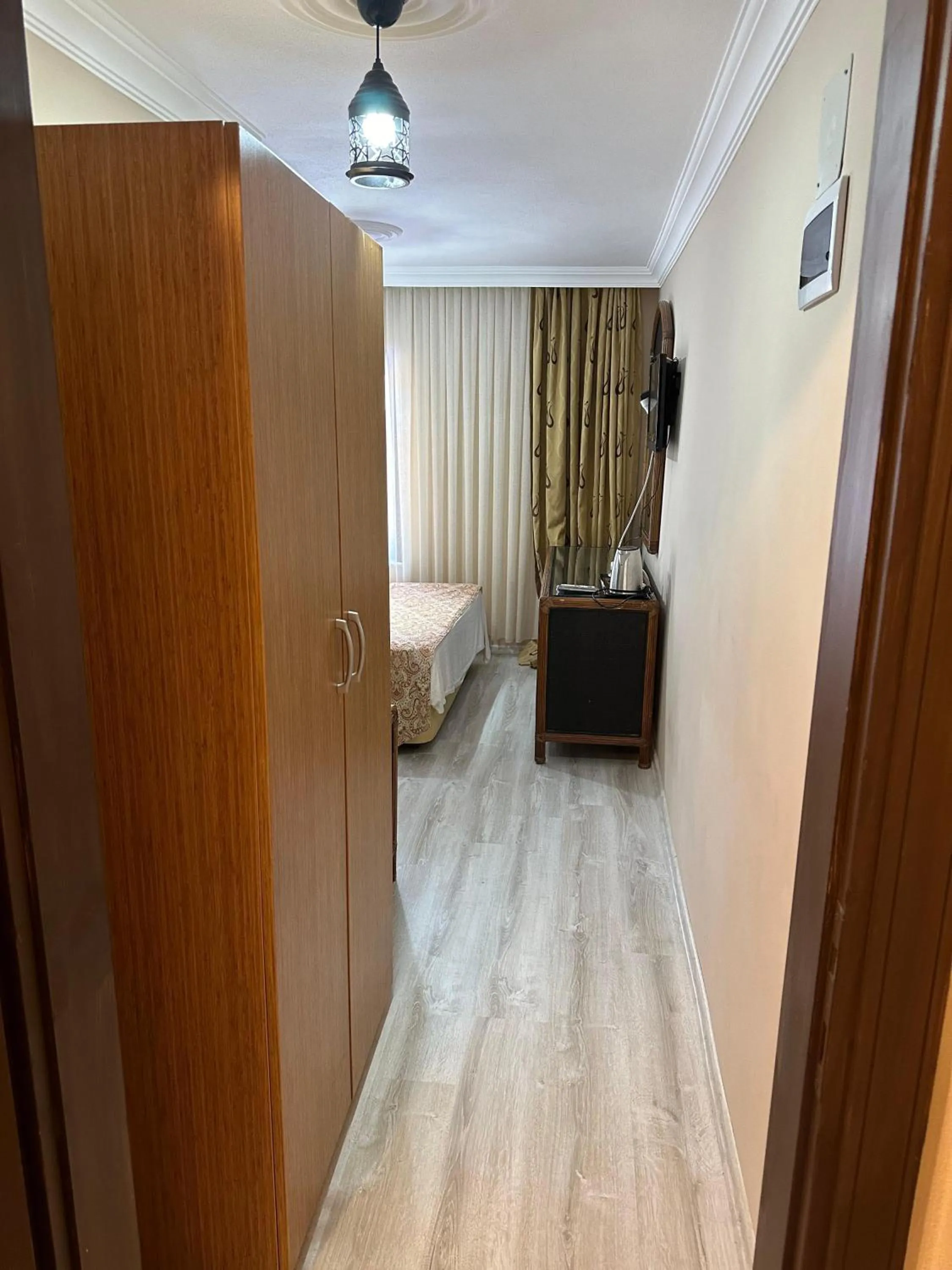 Bed in Loost Town Inn Hotel