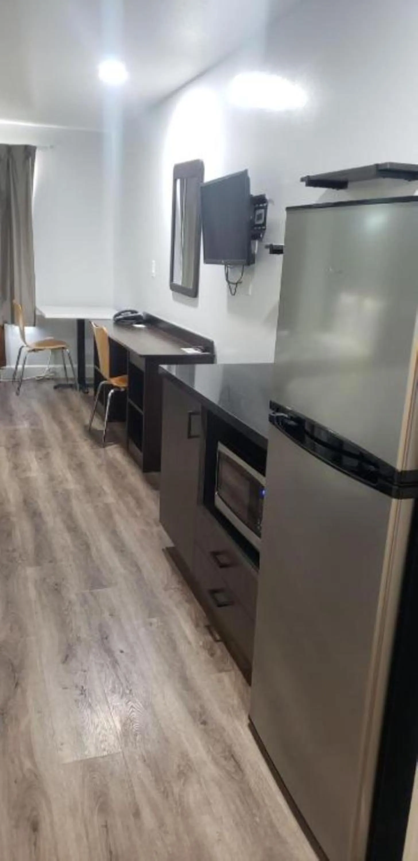 Area and facilities in Studio 6 Suites Hesperia, CA West Main Street I 15