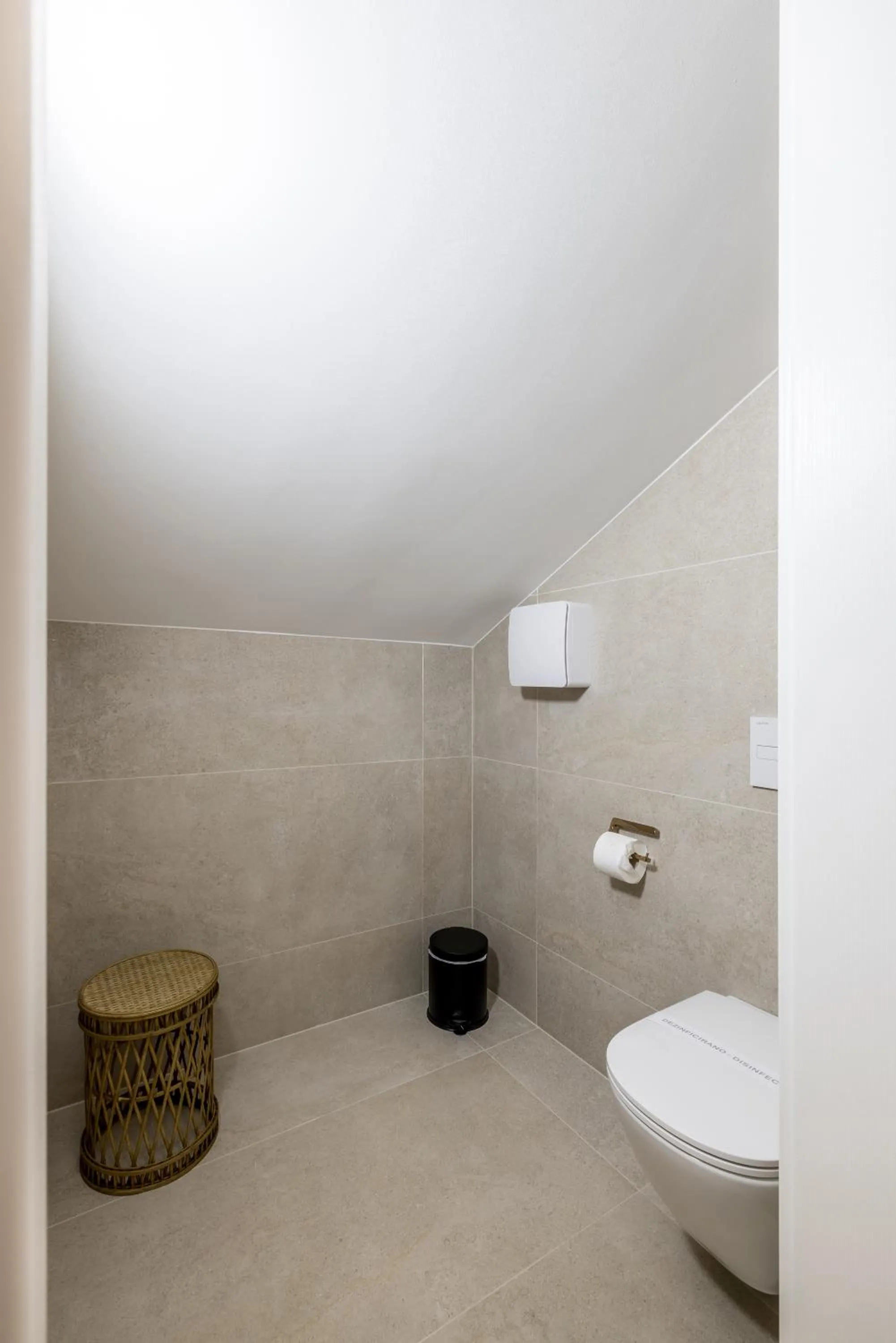 Toilet in Hotel Aria