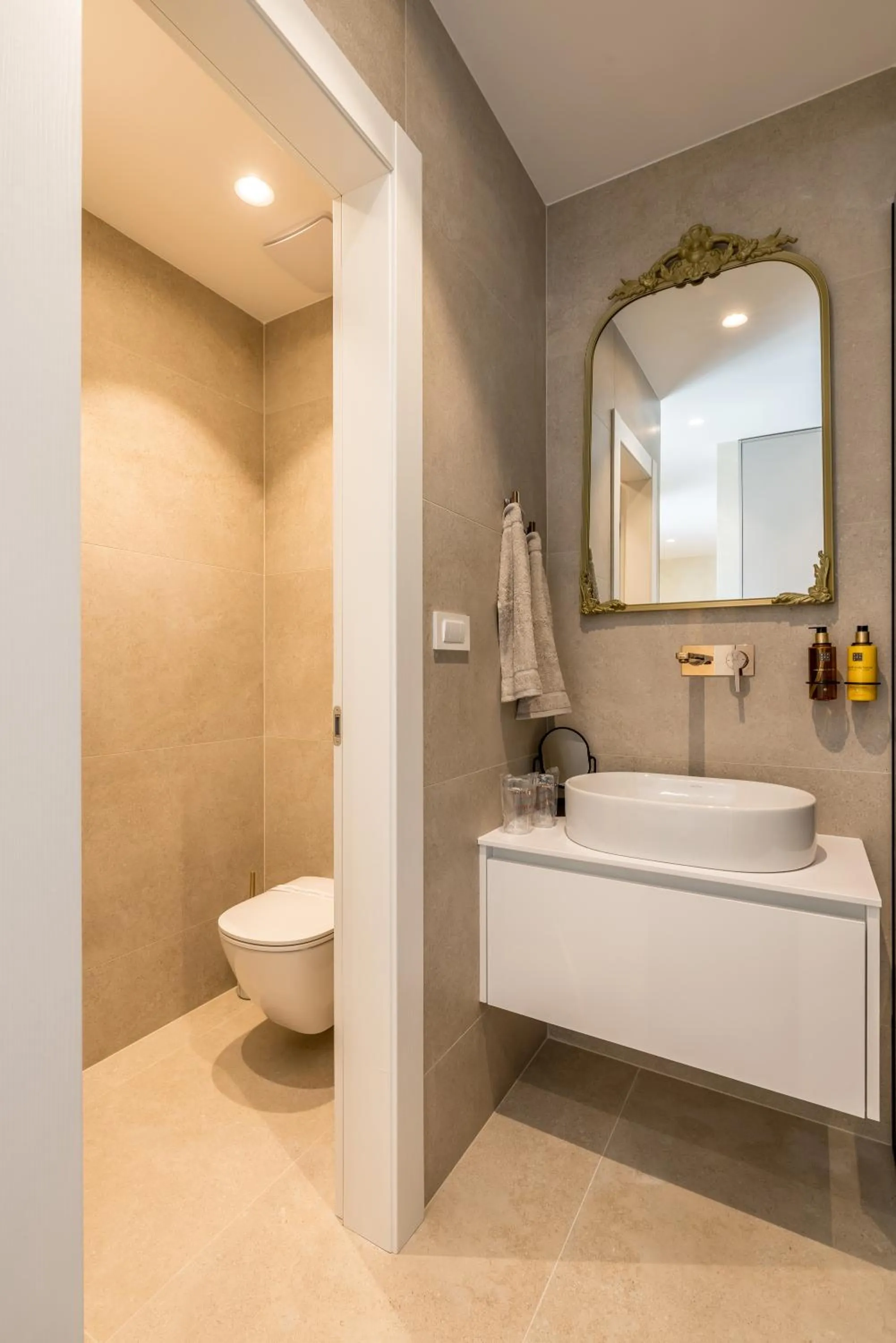 Bathroom in Hotel Aria