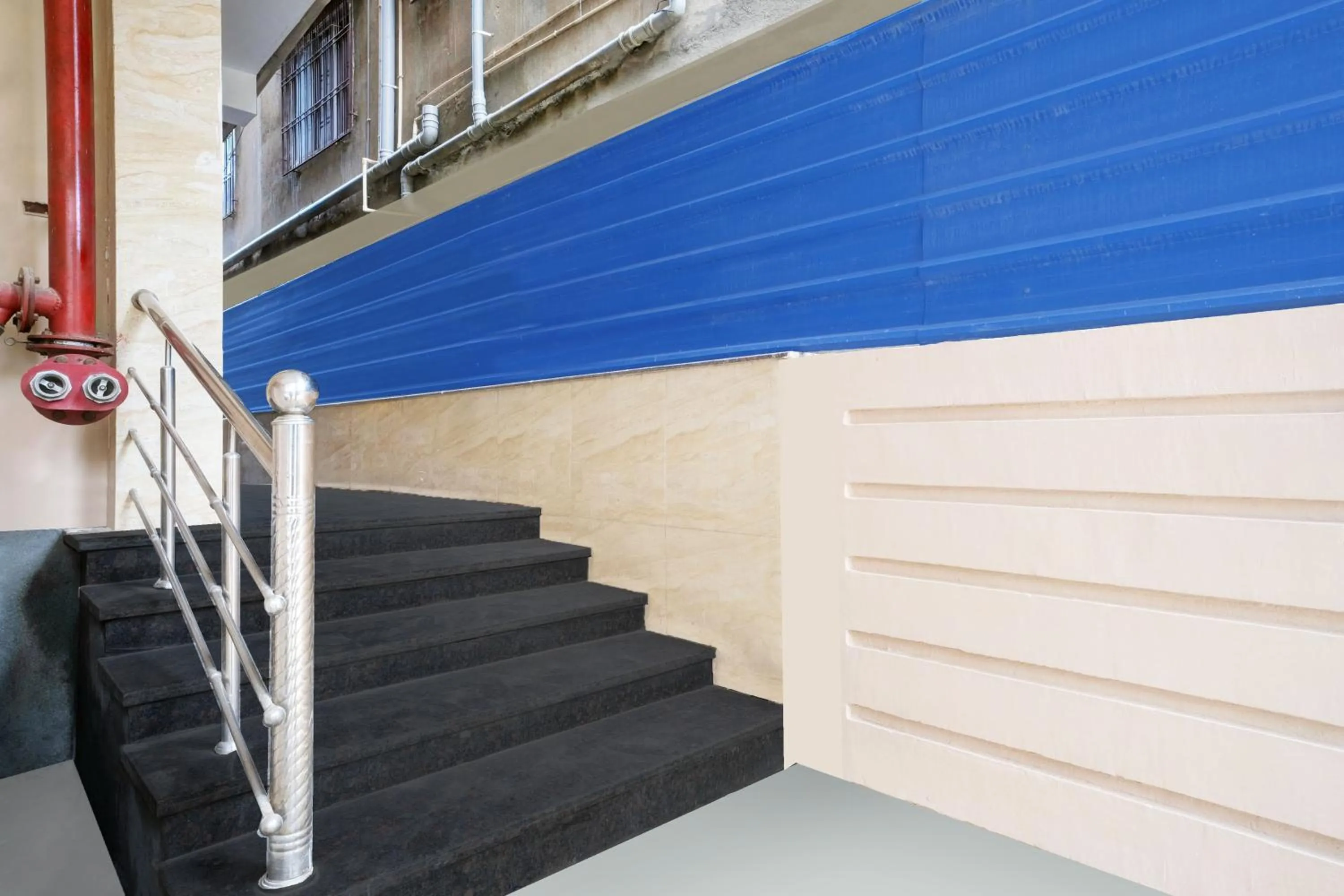 Facade/entrance in Super Hotel O Lalganesh formerly Royal Avenue