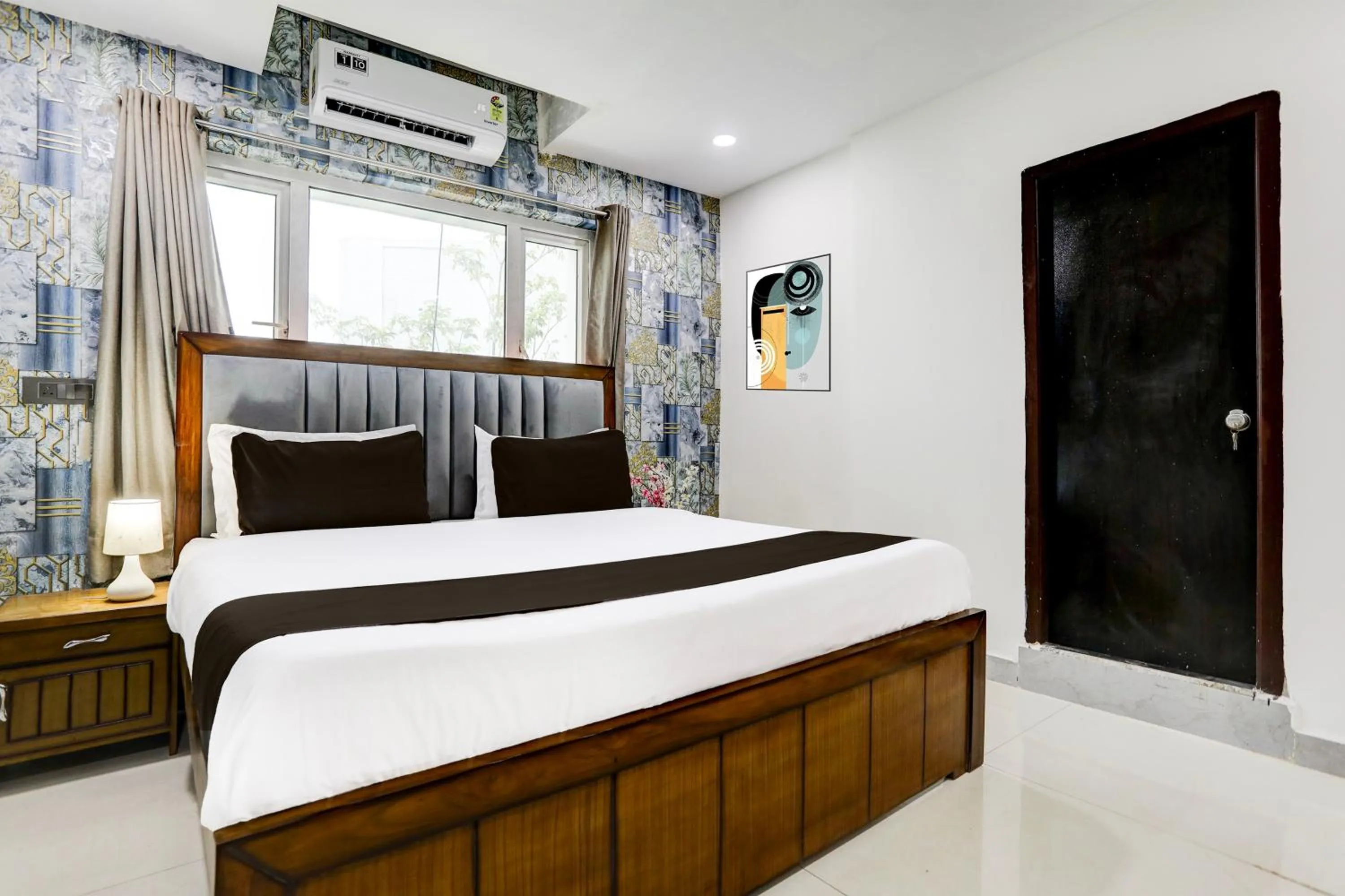 Bedroom, Bed in Townhouse VIP Hills Hitech City