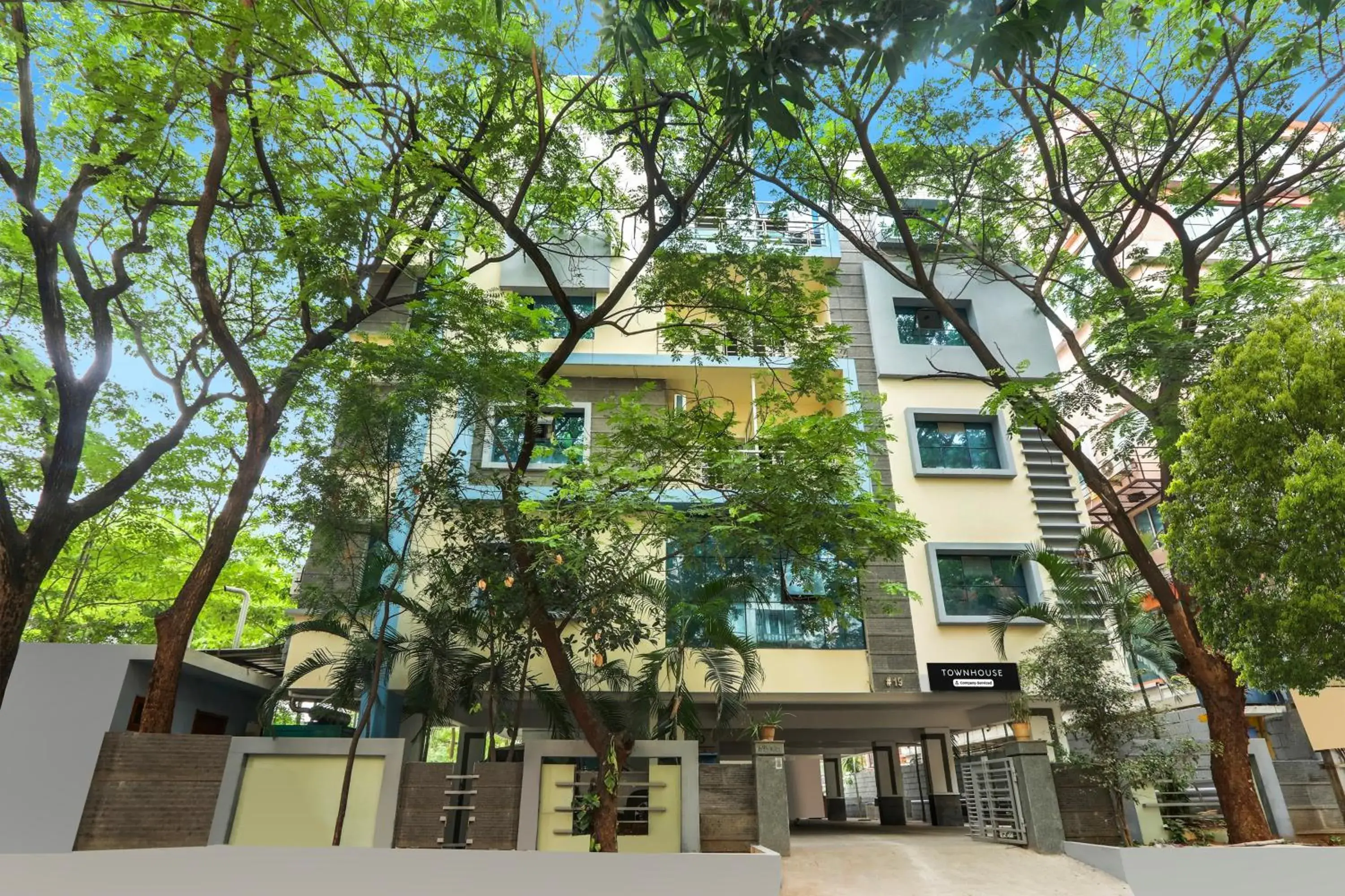 Facade/entrance in Super Townhouse VIP Hills Hitech City Facade/entrance in Super Townhouse VIP Hills Hitech City