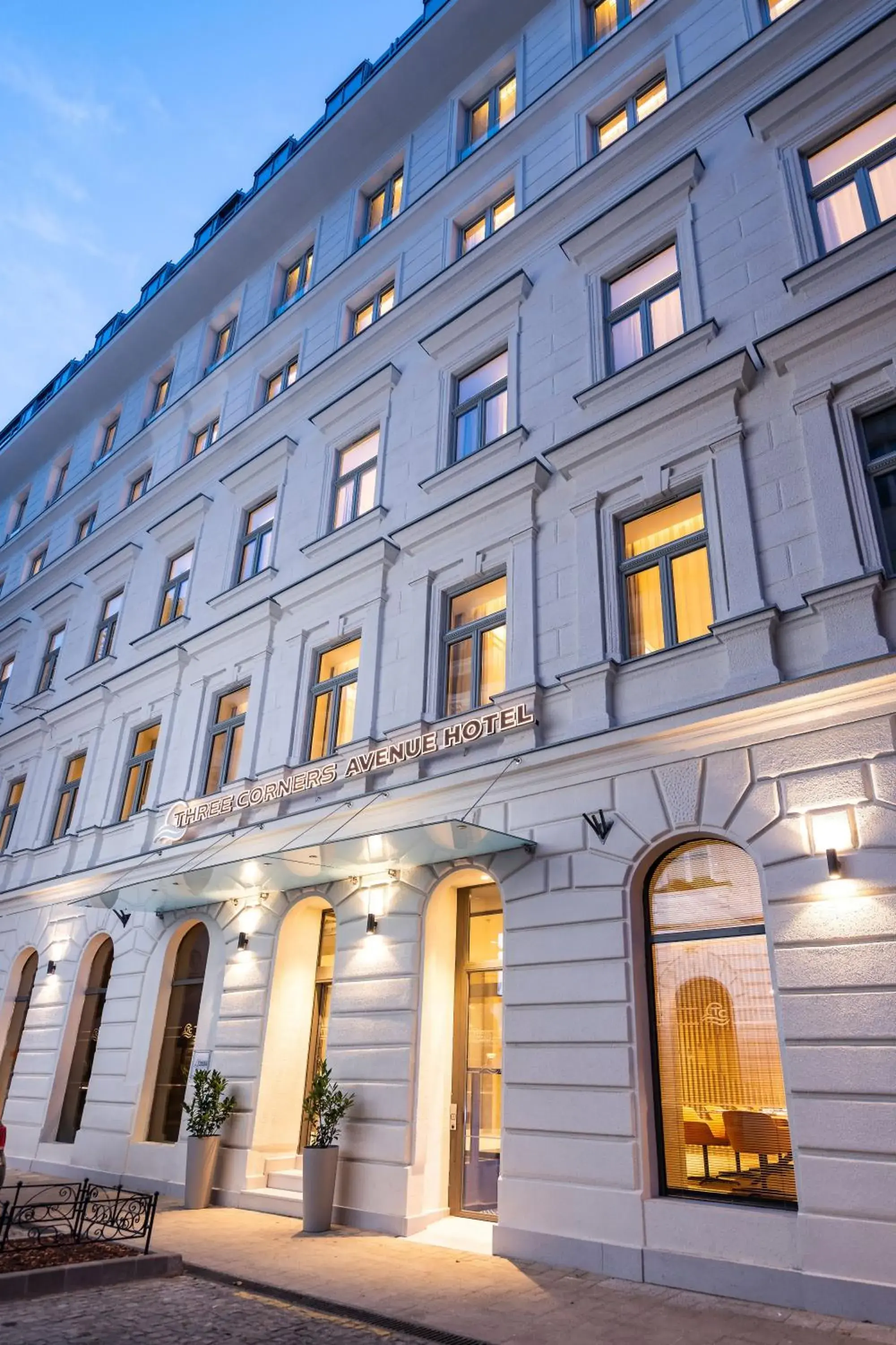 Property building in Three Corners Avenue Hotel Property building in Three Corners Avenue Hotel