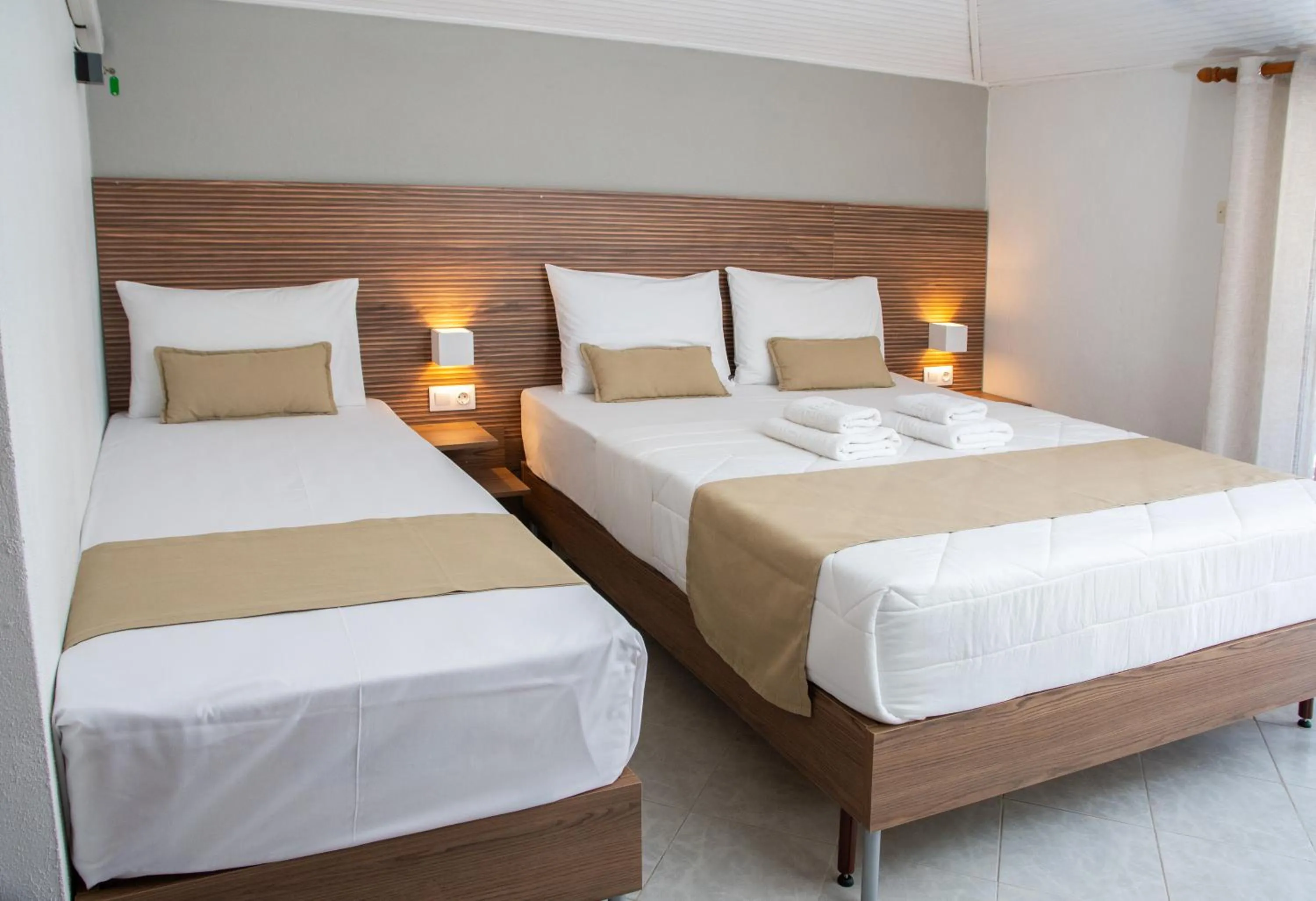 Akti Luxury Rooms & Apartments