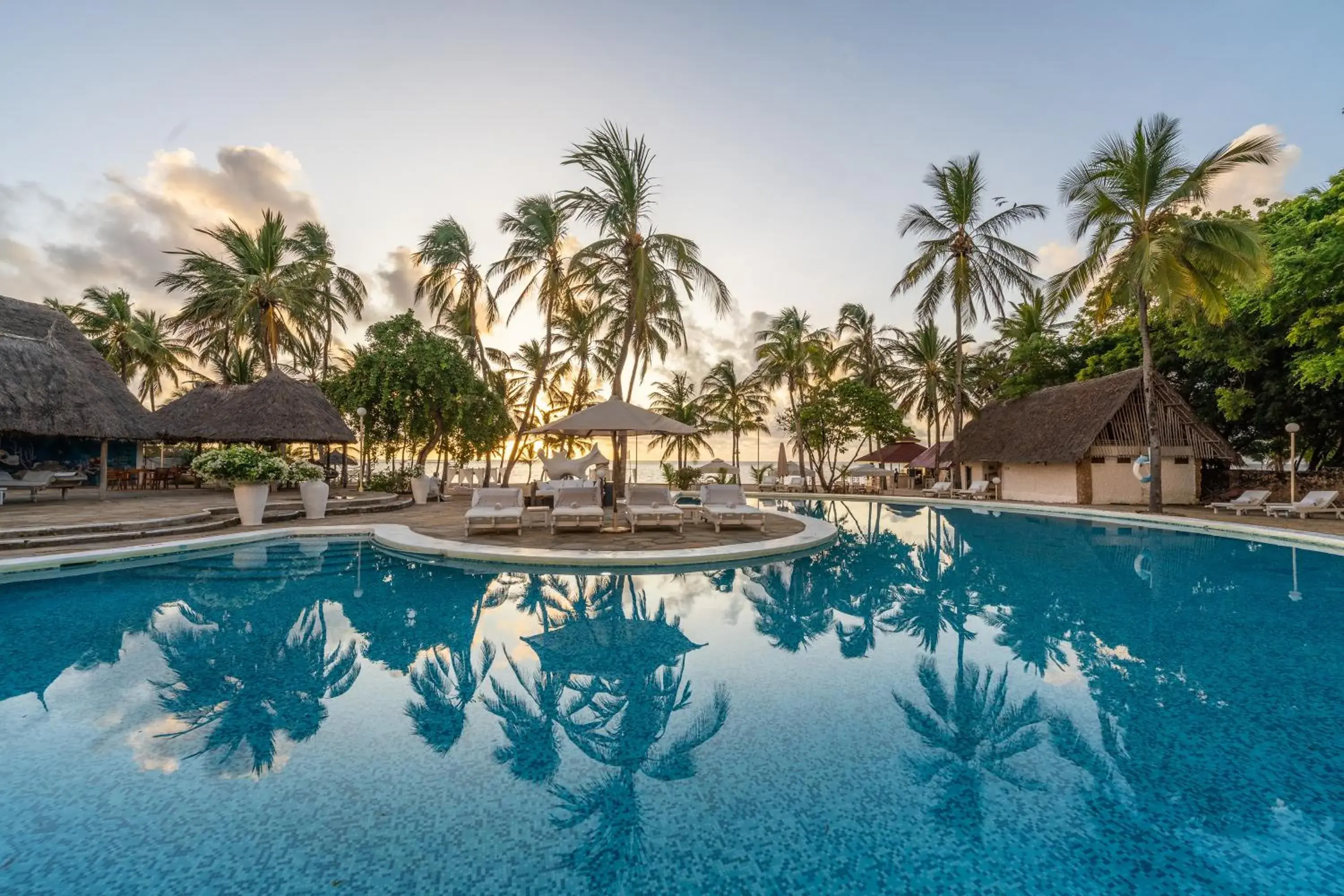 Swimming pool in Diamonds Malindi Swimming pool in Diamonds Malindi