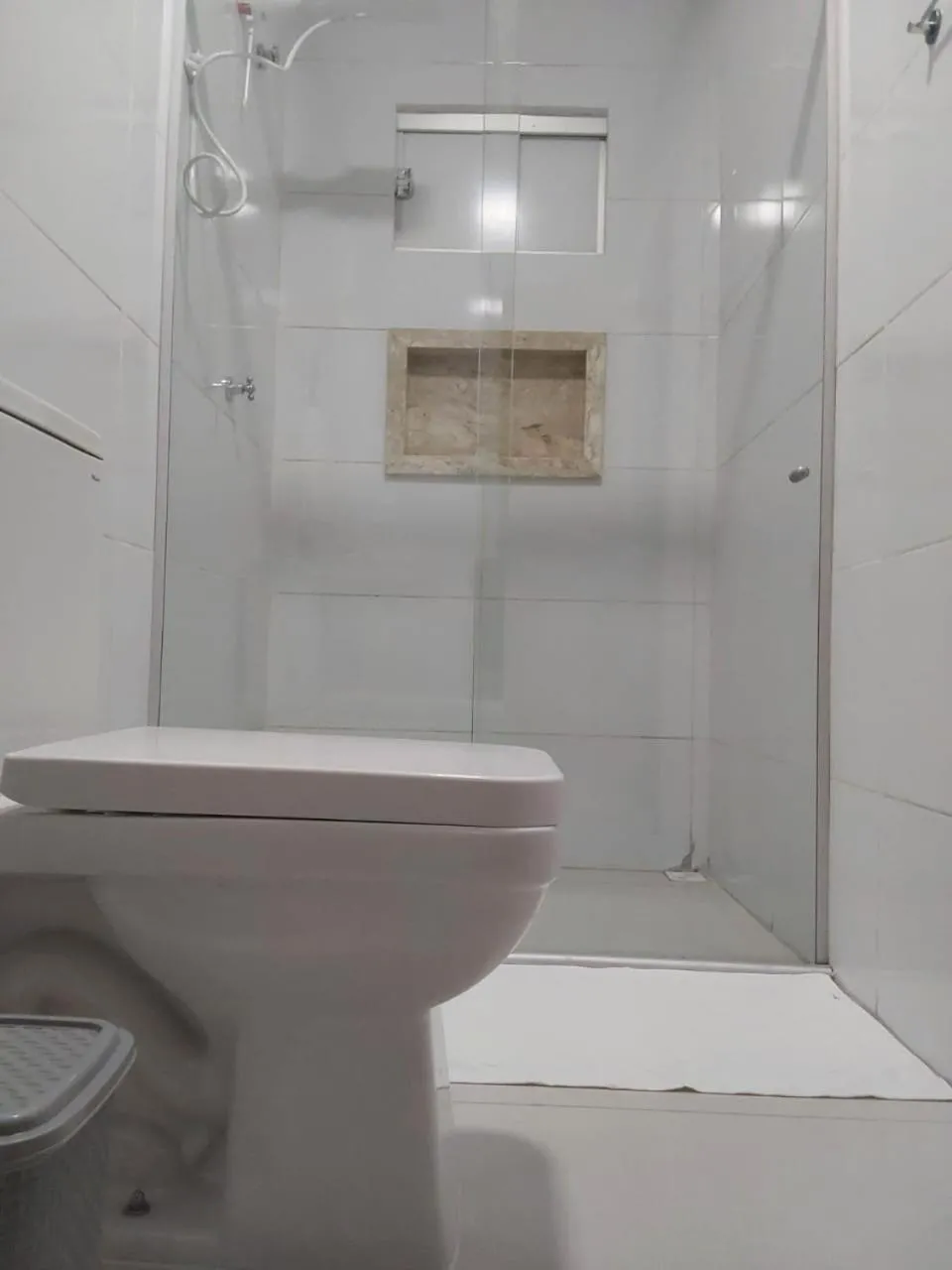 Bathroom in PARALELO 9s HOTEL