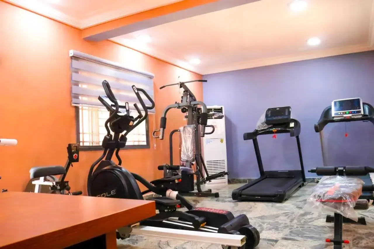 Madaki Executives Suites Madaki Executives Suites