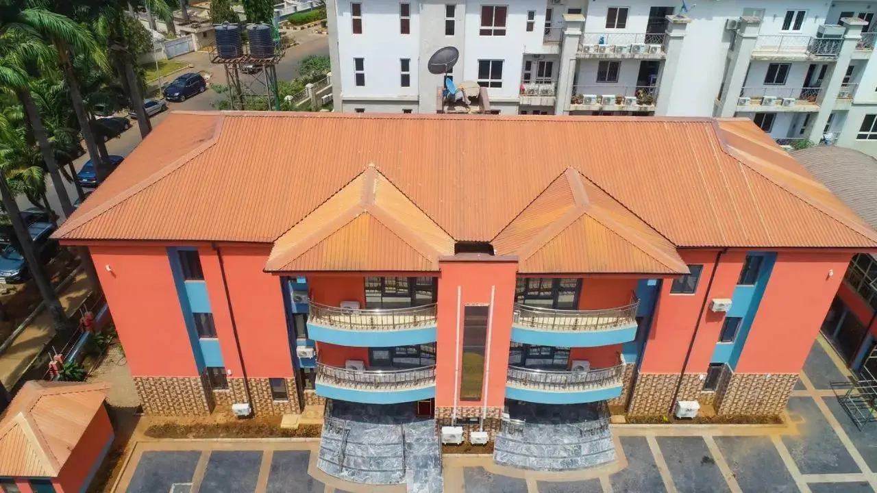 Madaki Executives Suites Madaki Executives Suites