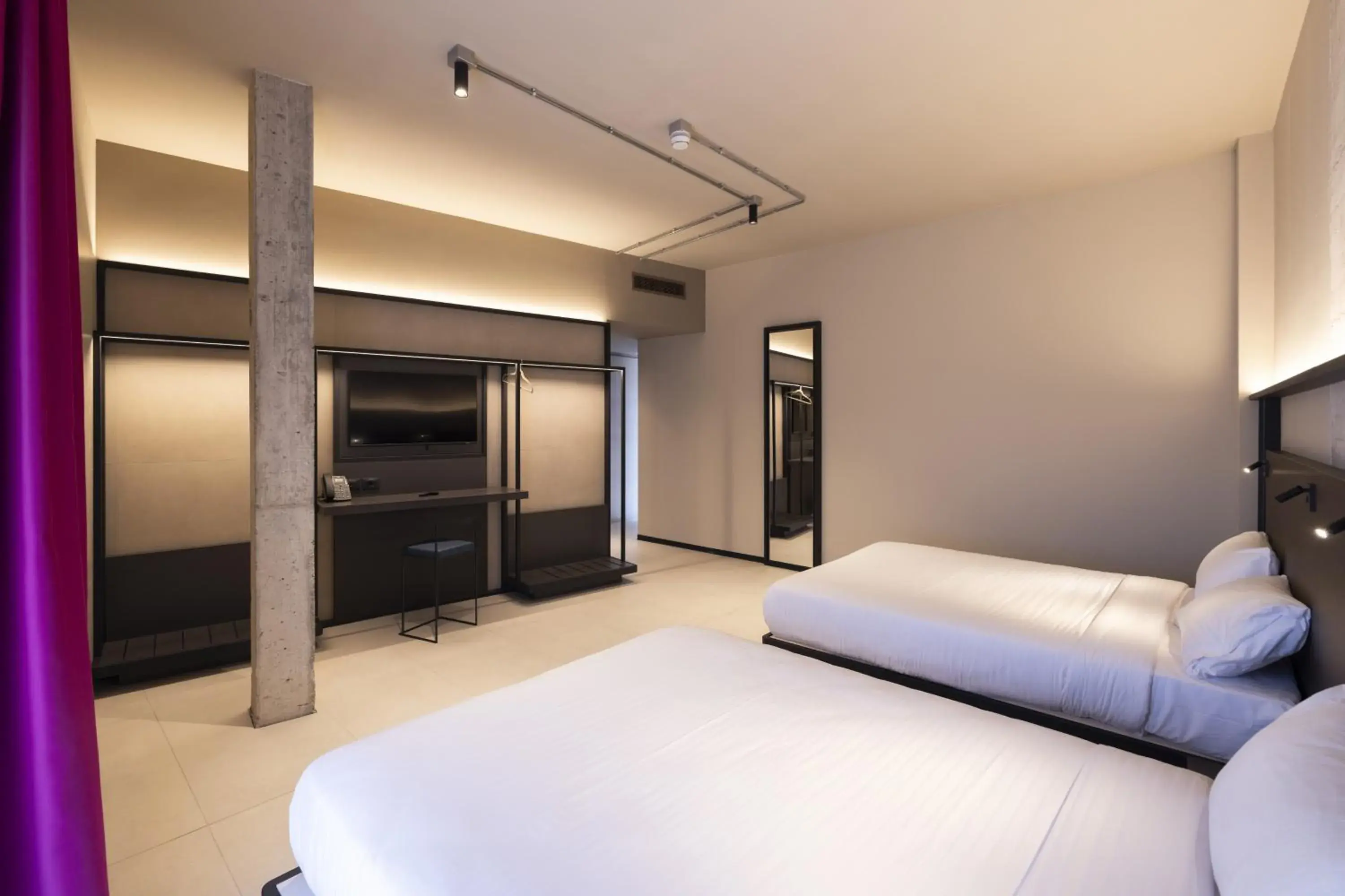 Bedroom, Bed in Joy 124 Hotel Milano Bedroom, Bed in Joy 124 Hotel Milano