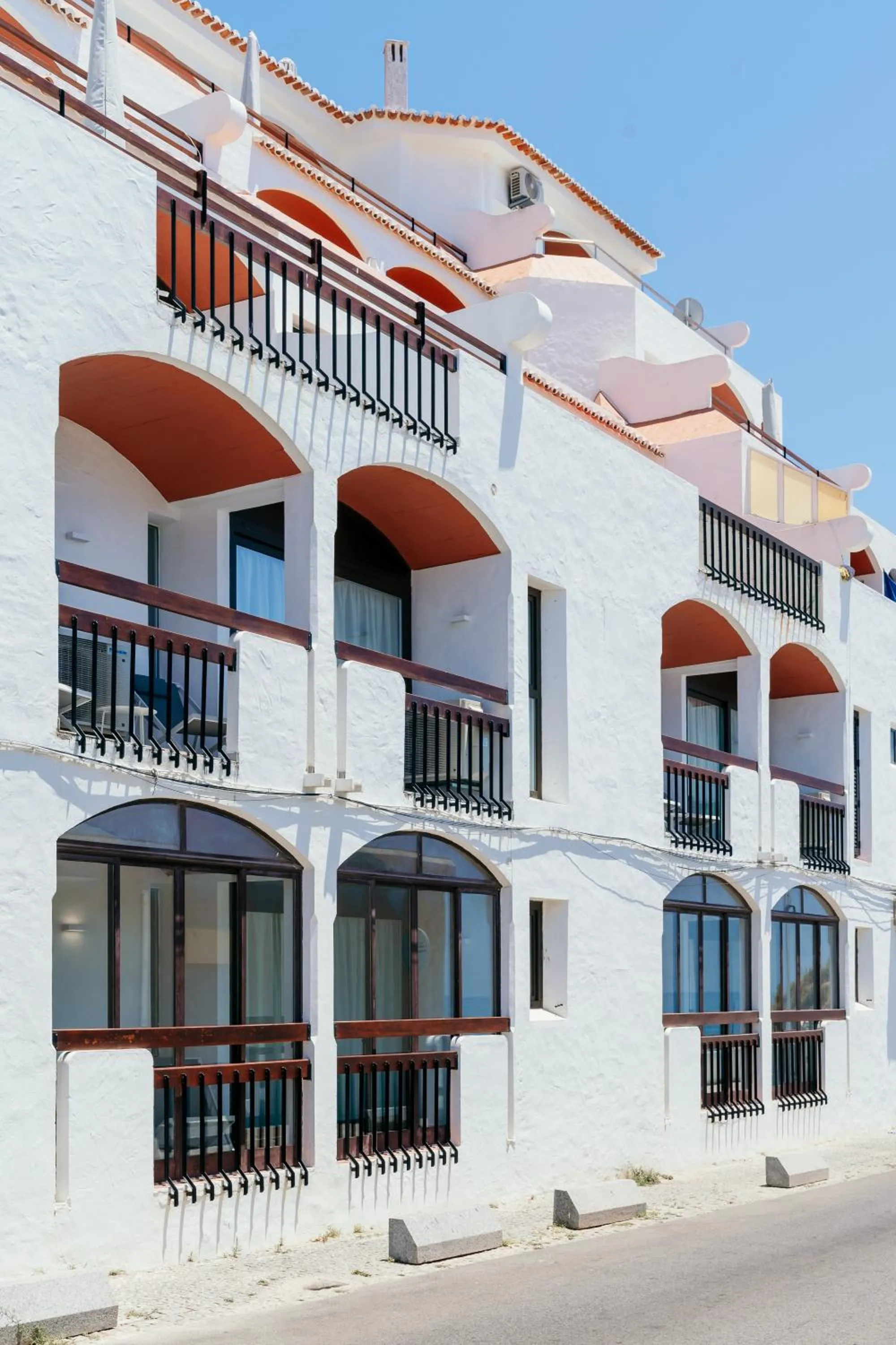 MUPA Apartments