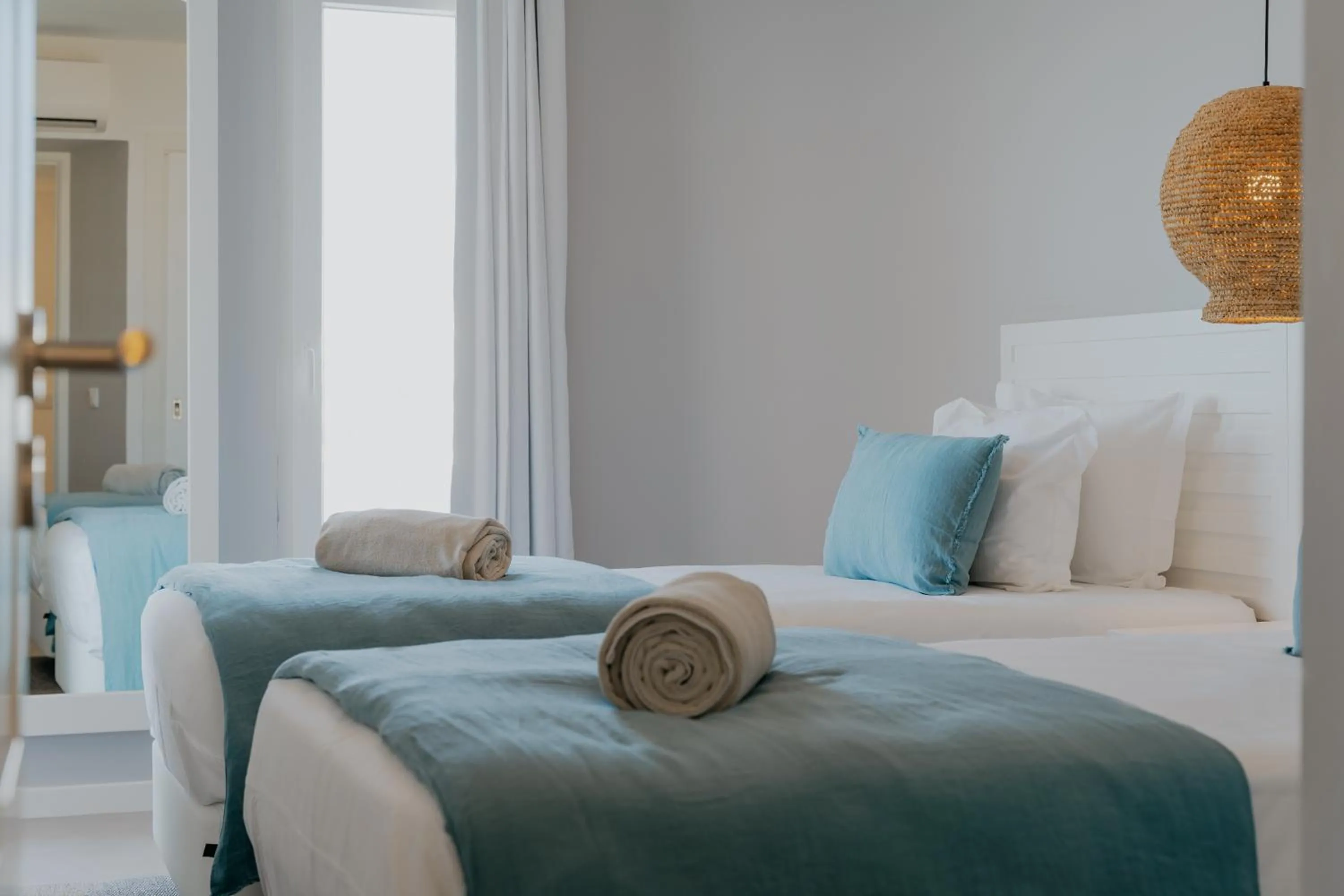 MUPA Apartments