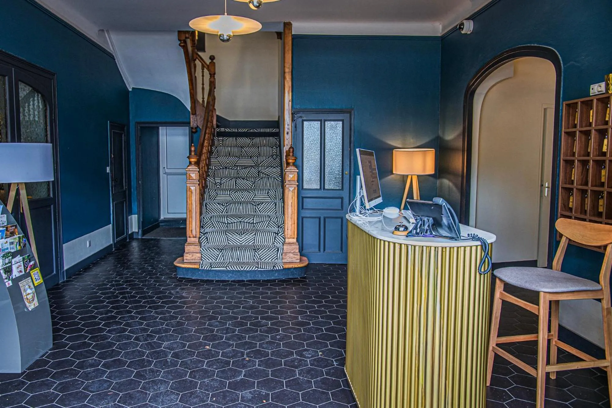 Lobby or reception in Hôtel de France - Beaune