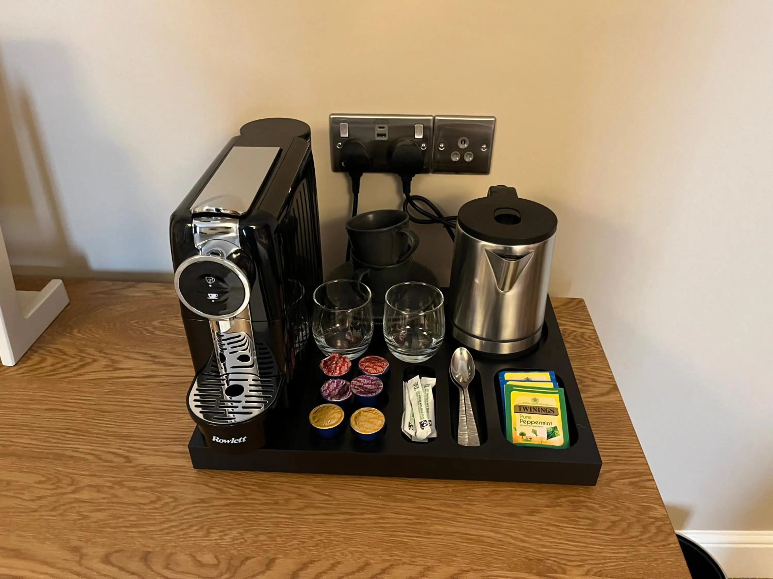 Coffee/tea facilities in The Castle Coaching Inn