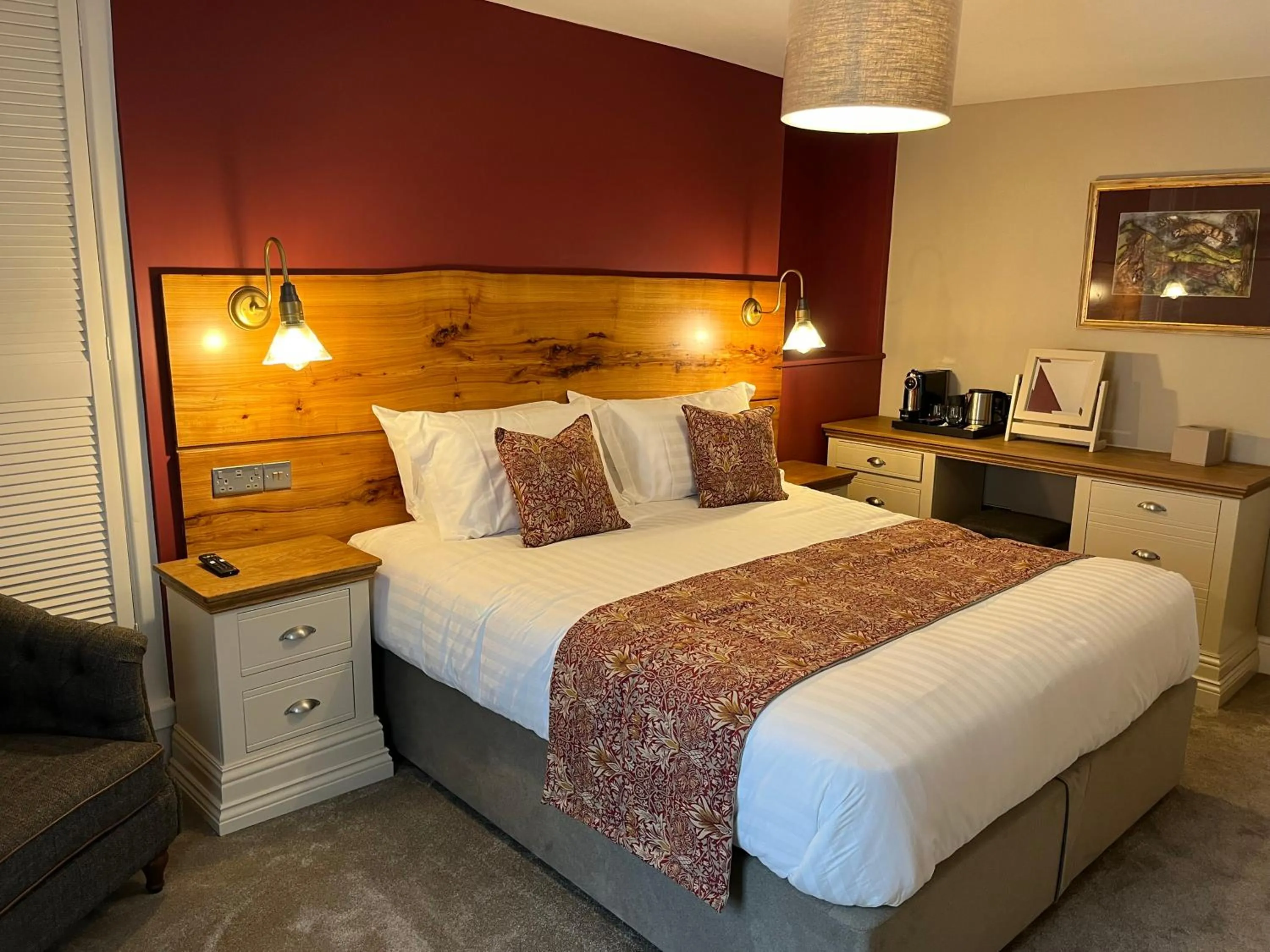 Bedroom, Bed in The Castle Coaching Inn