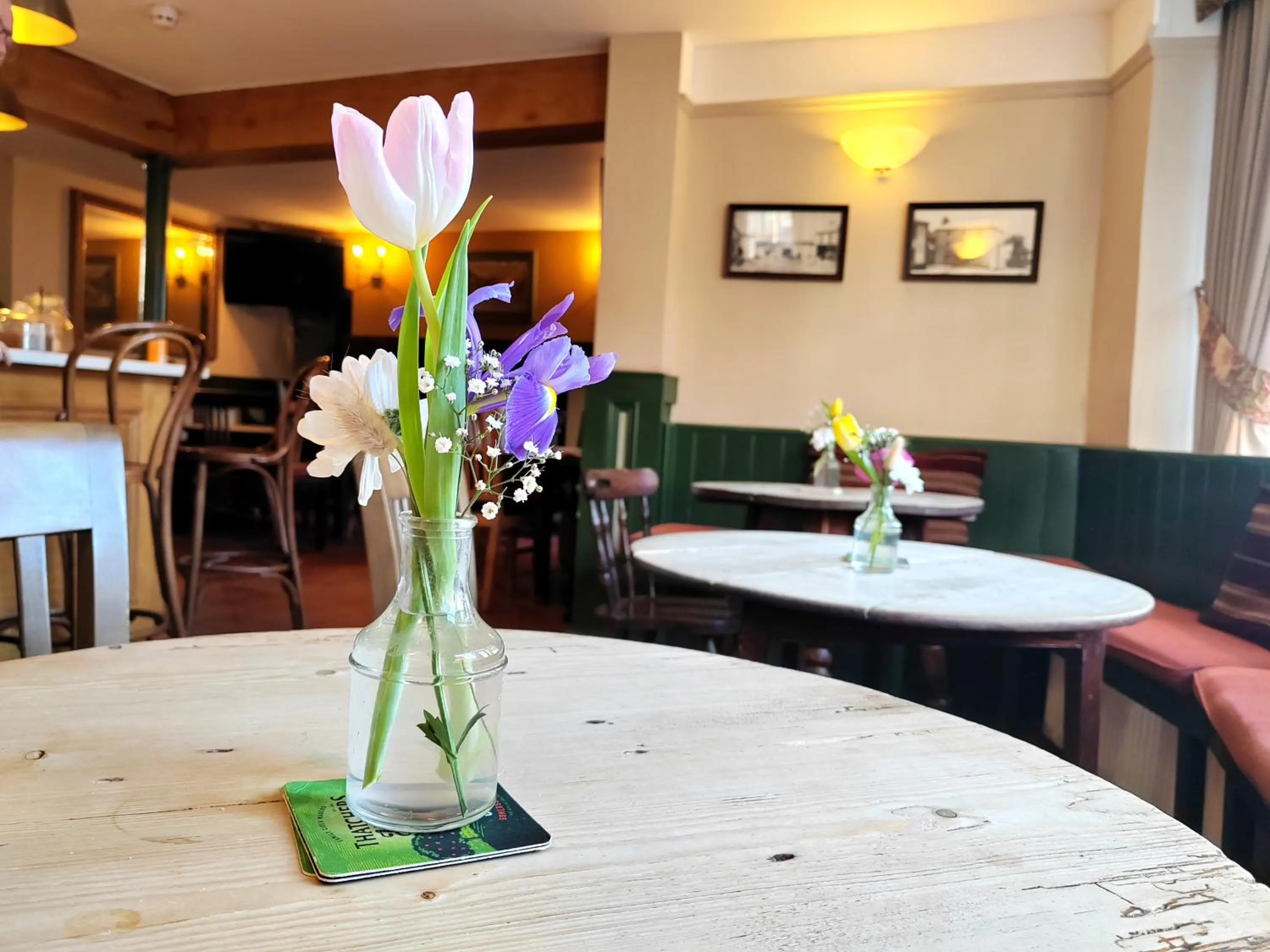 Restaurant/places to eat in The Castle Coaching Inn