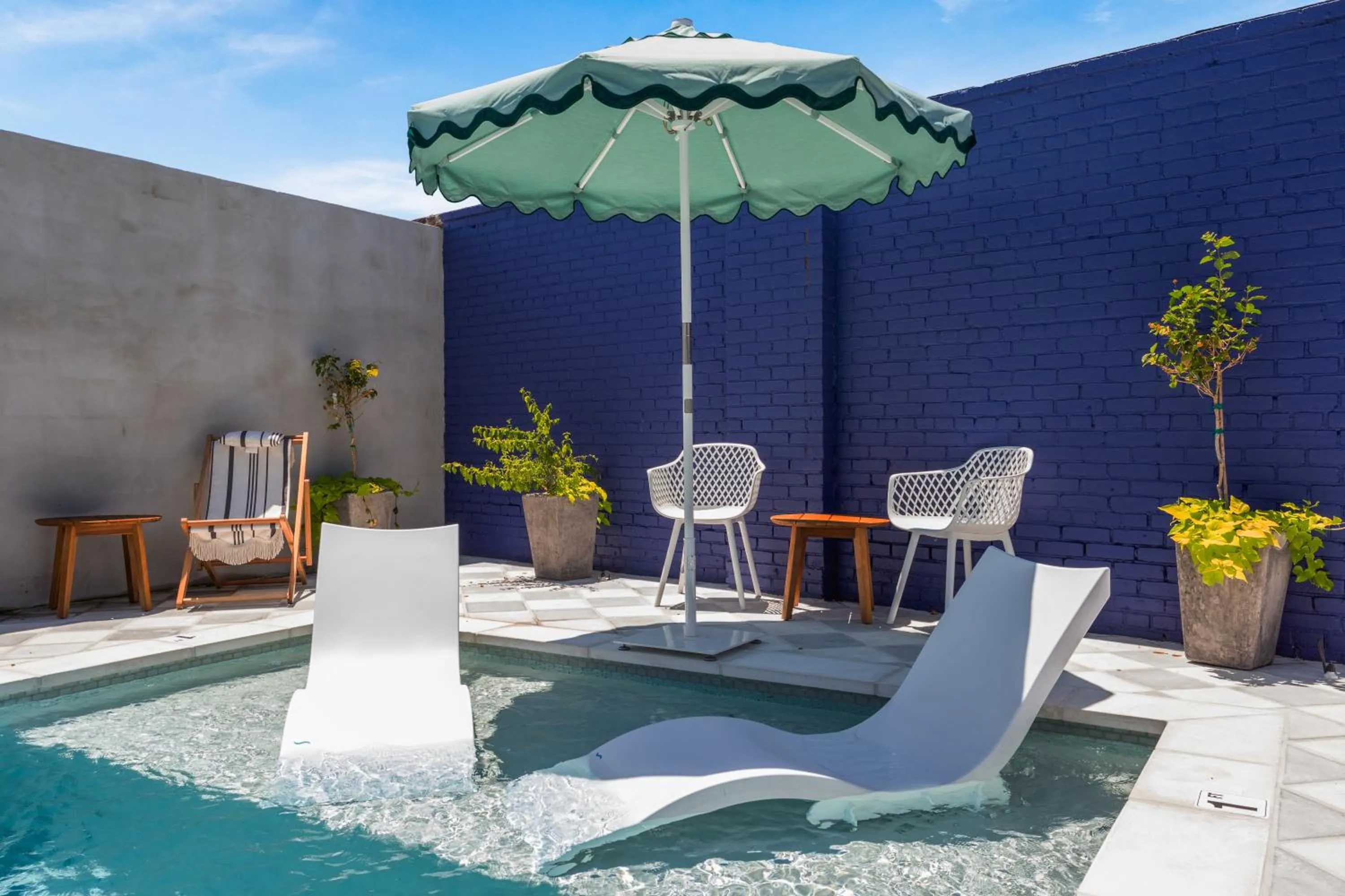 Seating area in The Iris Motel