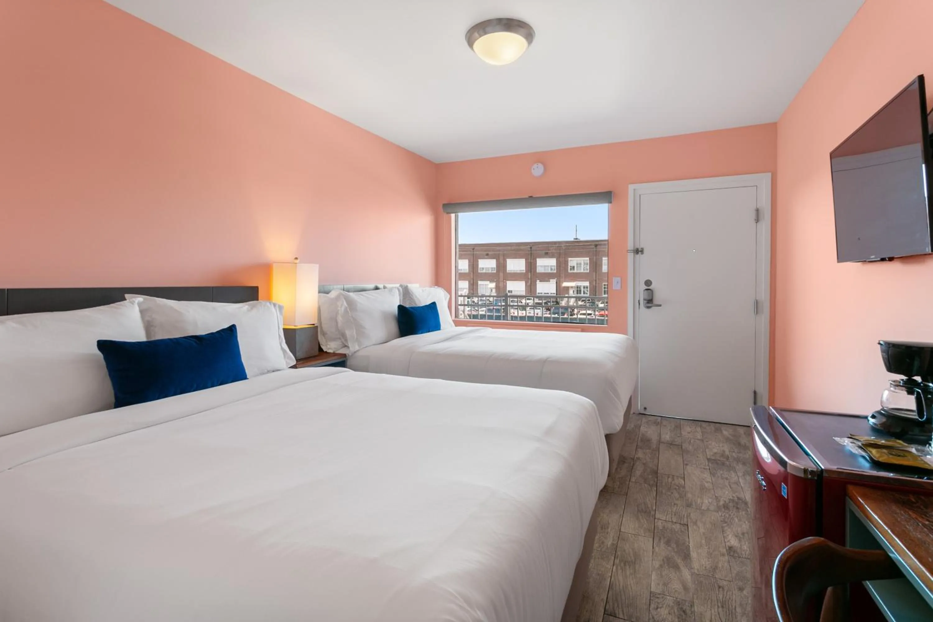 Bed in The Iris Motel