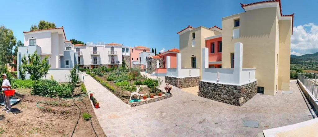 Theofilos Superior Hotel