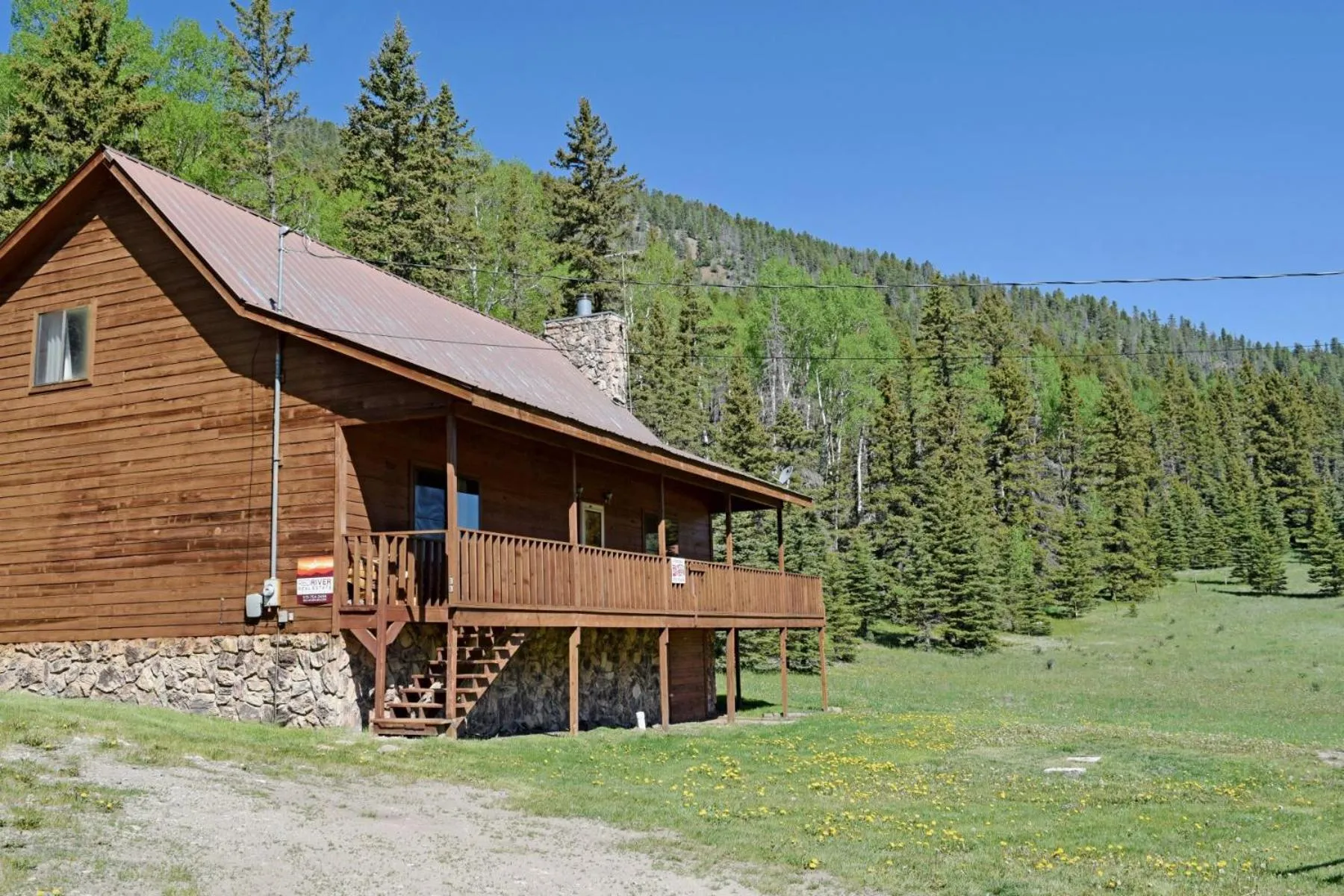Artz Valley Cabin - WiFi - Satellite - Washer - Dryer - Wrap Around Deck - Wood Burning Fireplace - Secluded Setting