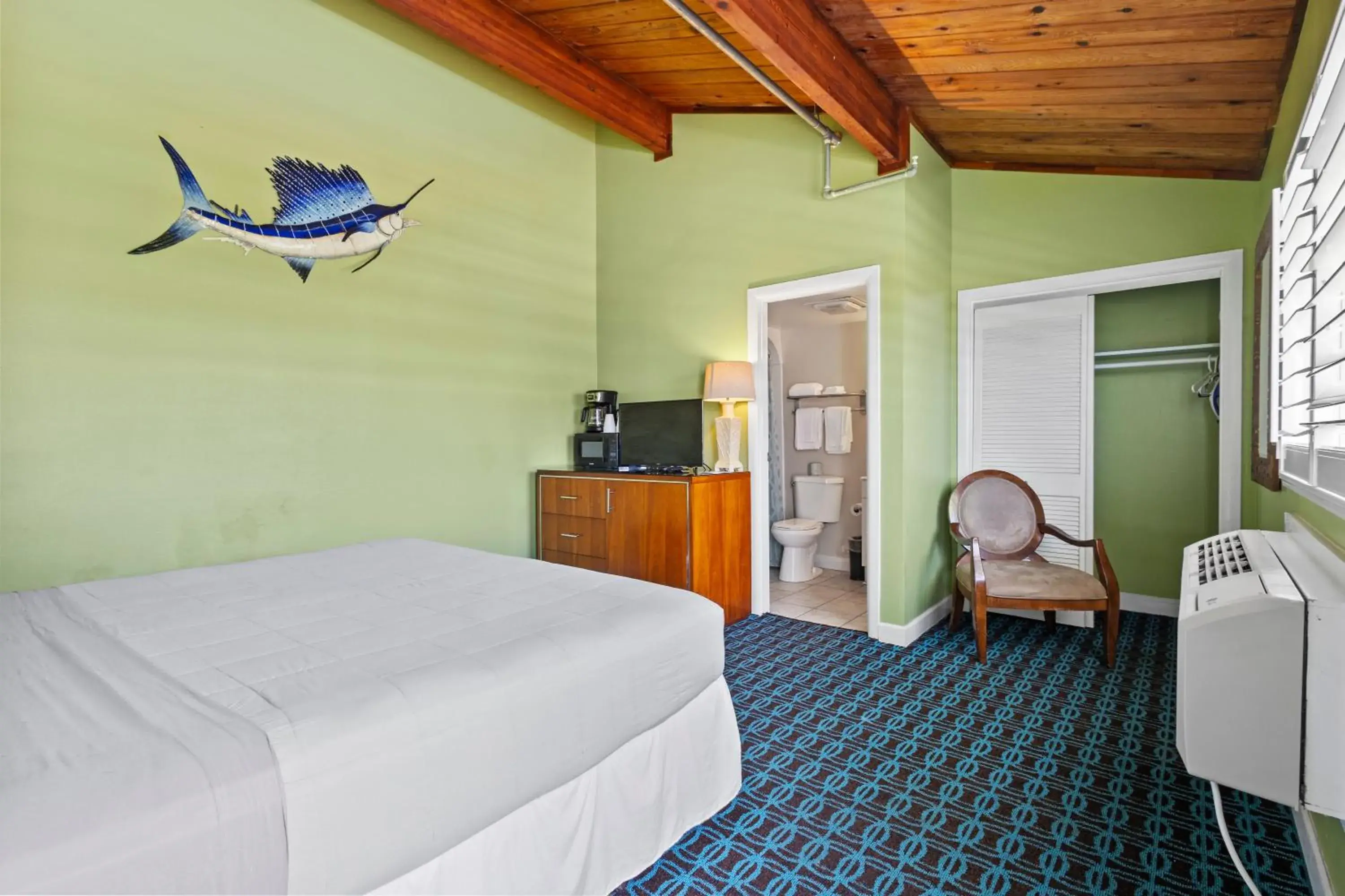Oceanfront Inn, Inlet View Room, King Bed, #14 Oceanfront Inn, Inlet View Room, King Bed, #14