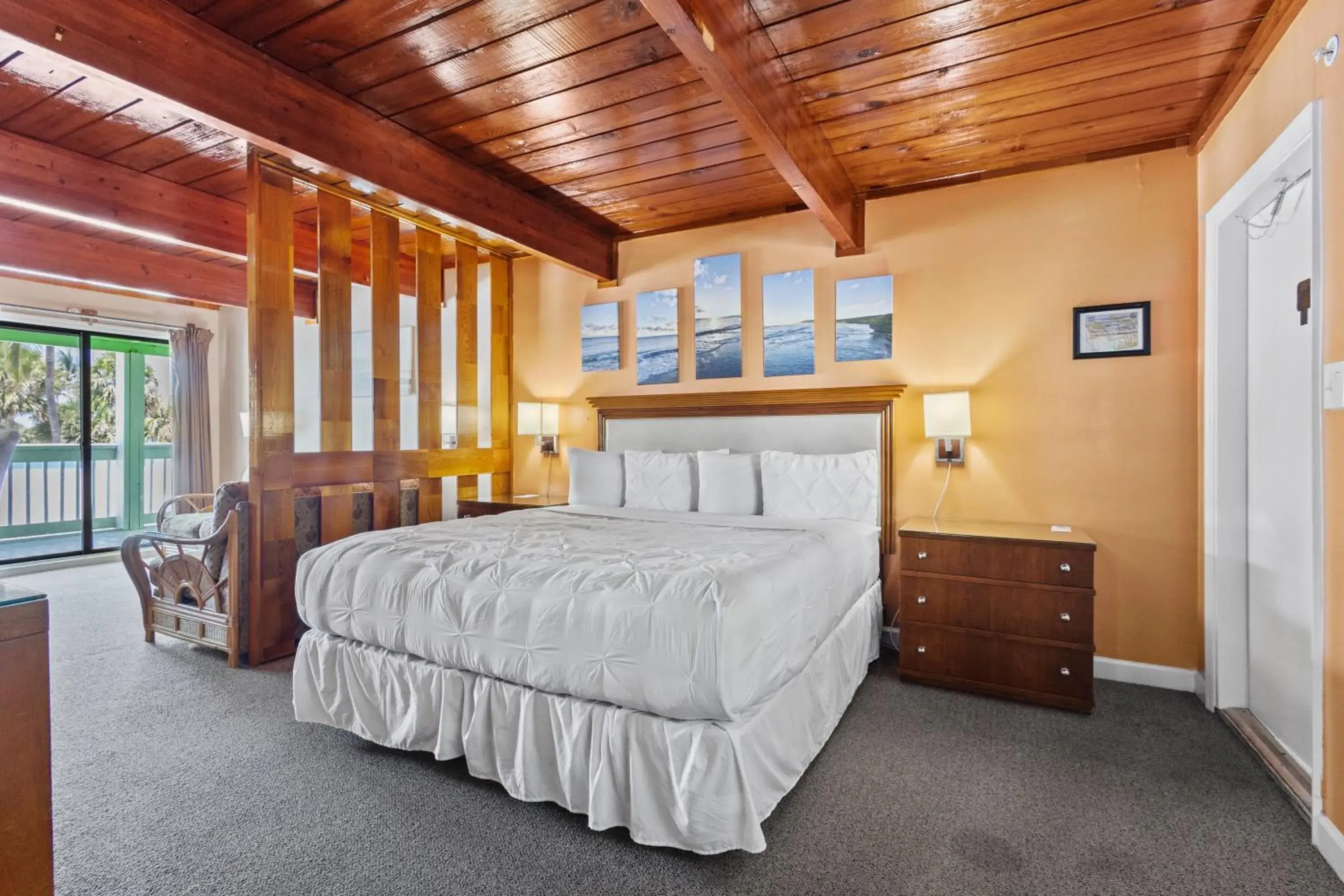 Fort Pierce Oceanfront Inn- Suite- King Bed #6 Fort Pierce Oceanfront Inn- Suite- King Bed #6