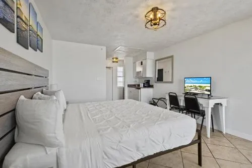 Ocean View Hotel Room with Balcony- King Bed #25