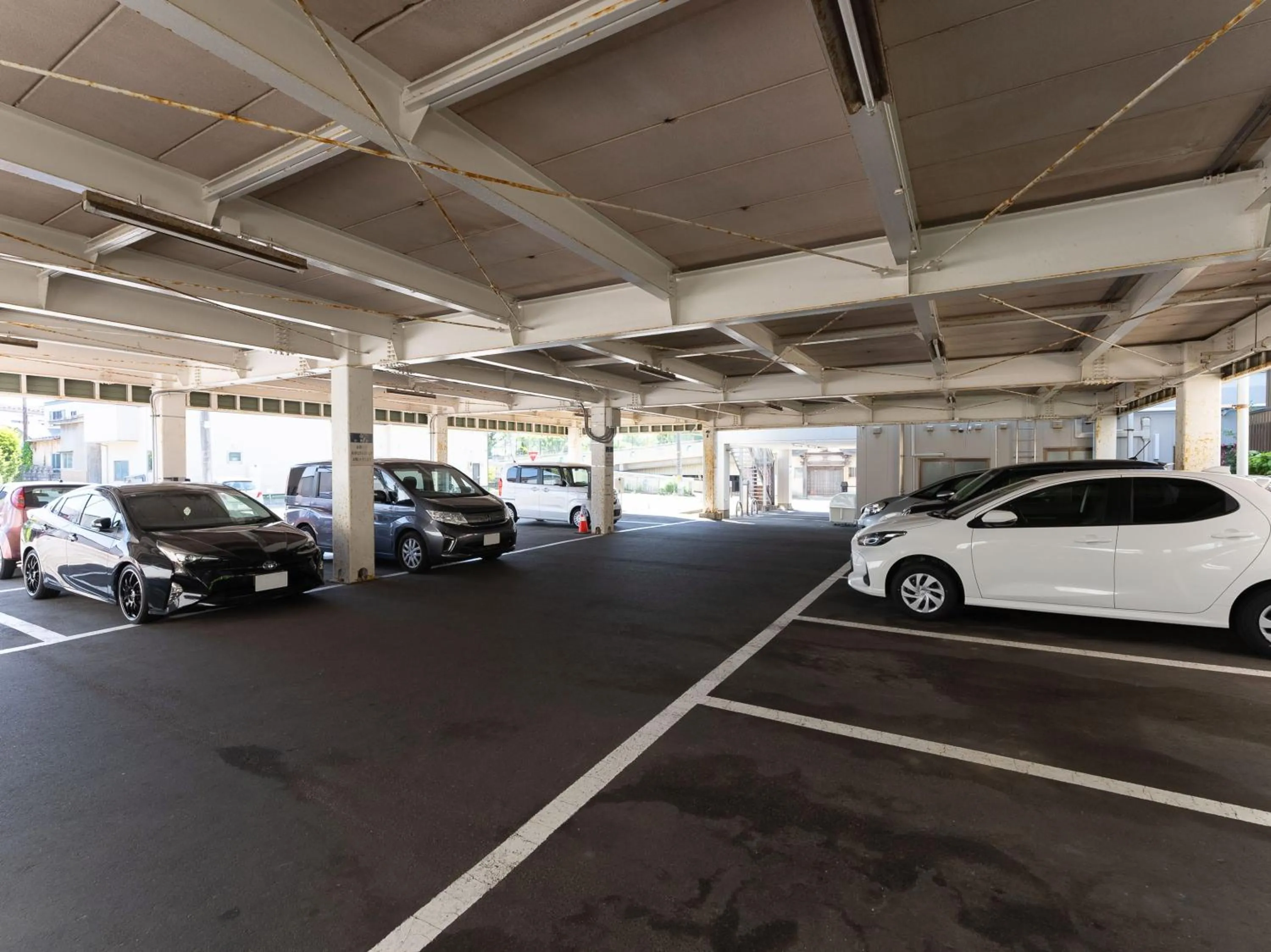 Parking in Noshiro Town Hotel Minami
