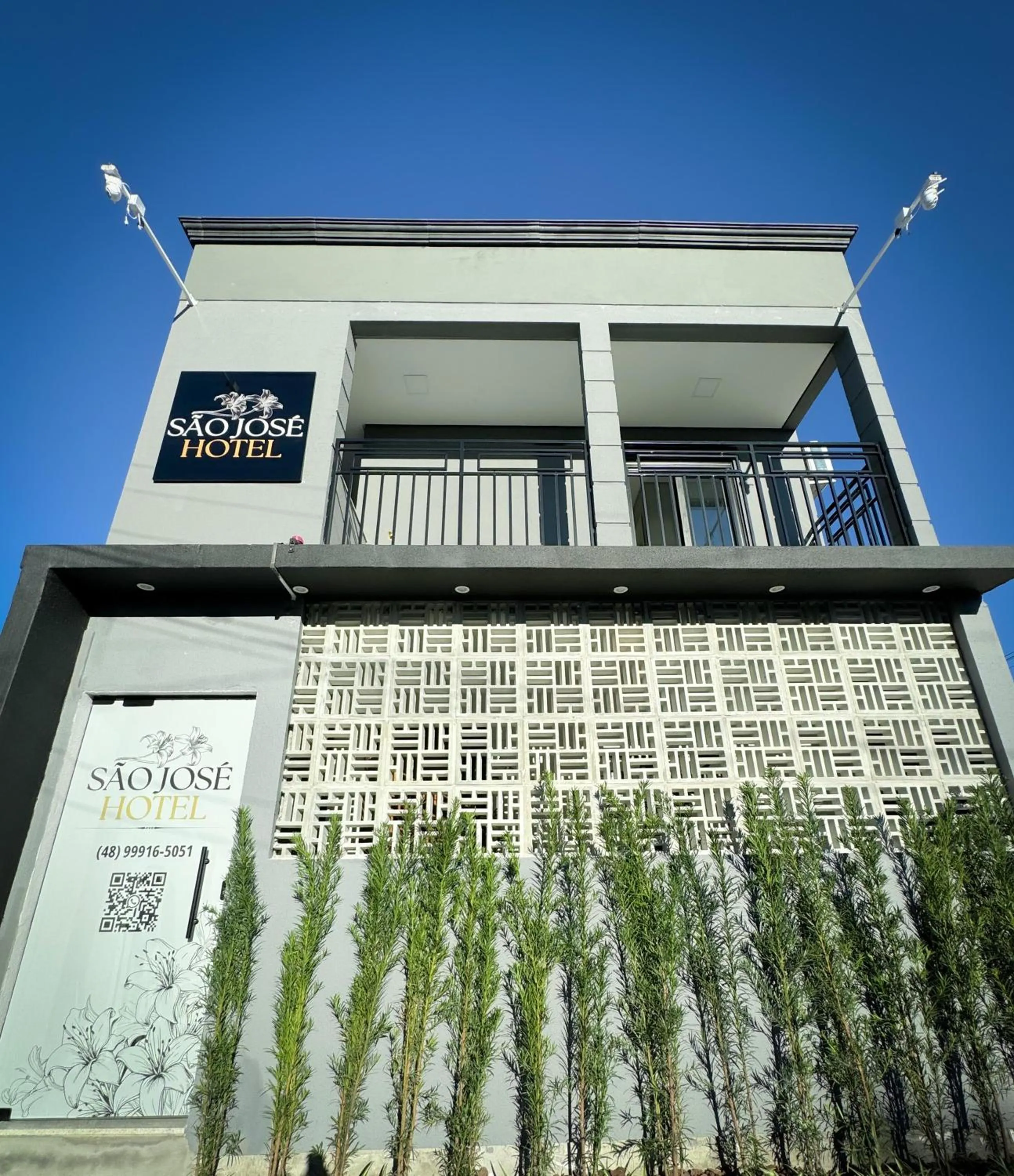 Property building in Hotel São José