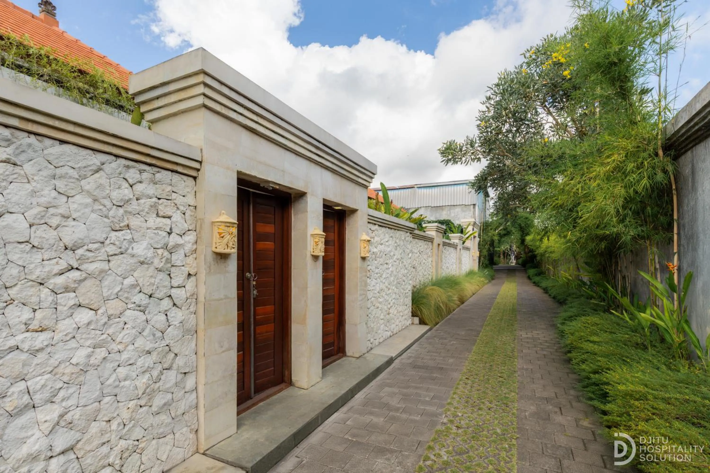 Property building in Bali Made Escape