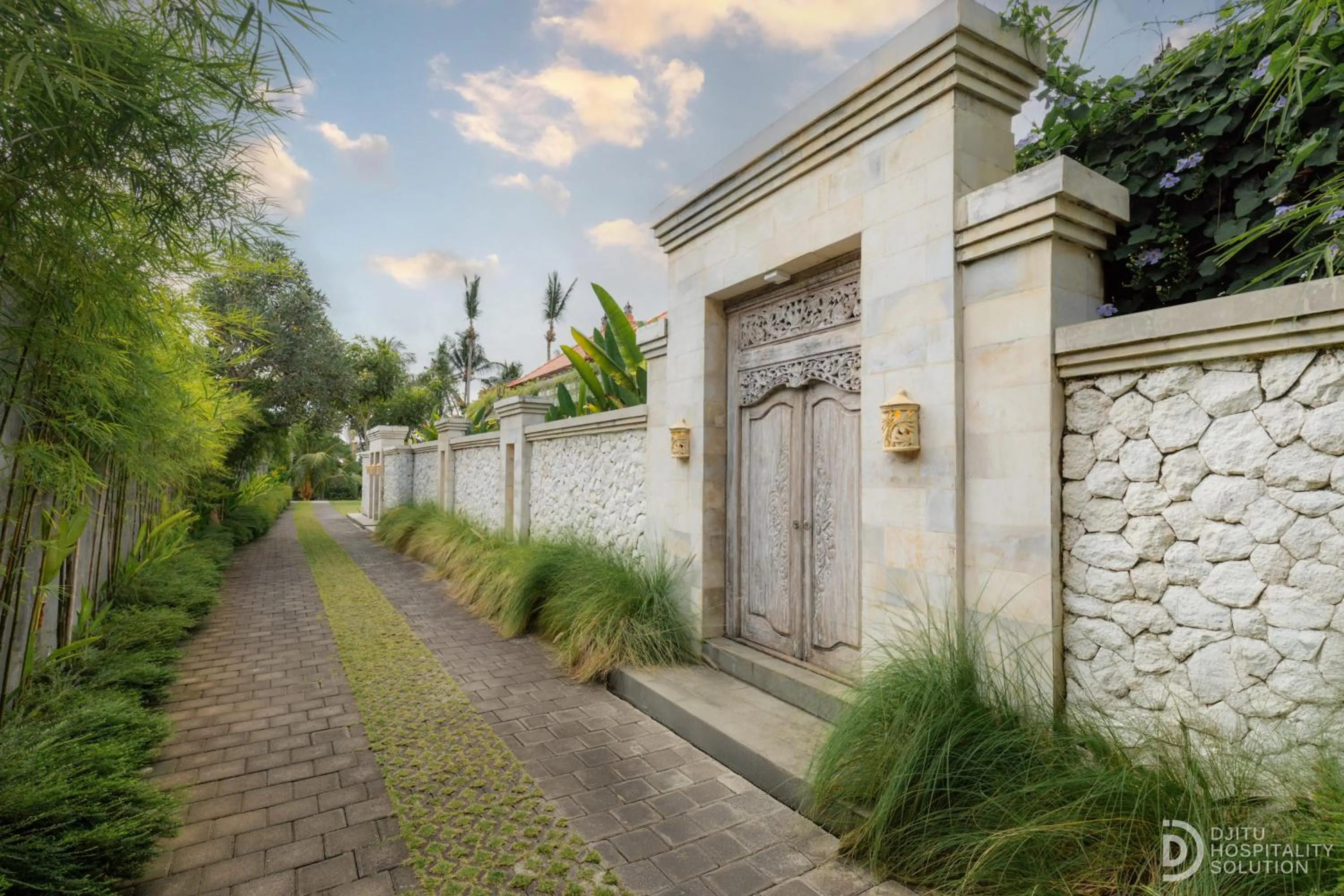 Property building in Bali Made Escape