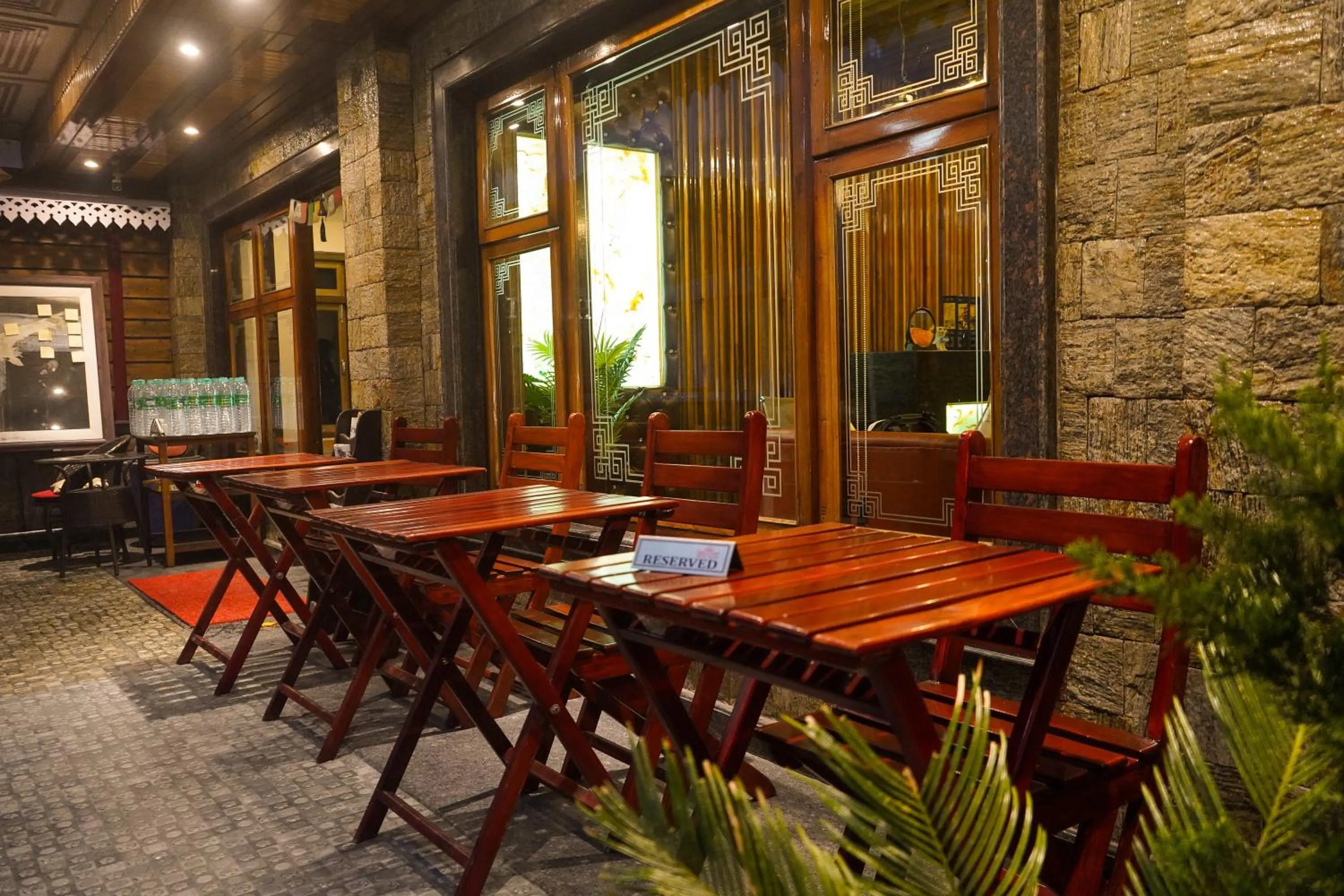 Hotel Tarcon