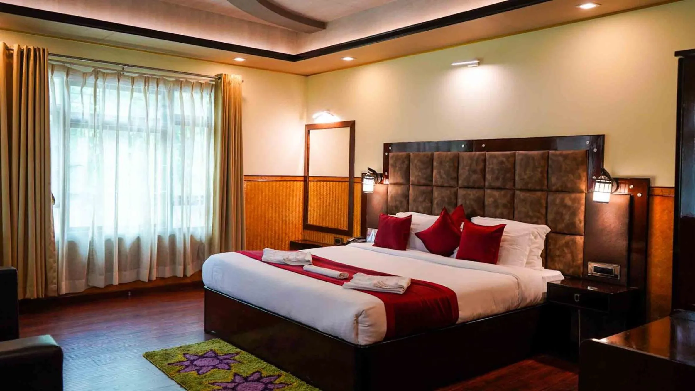 Bed in Hotel Tarcon