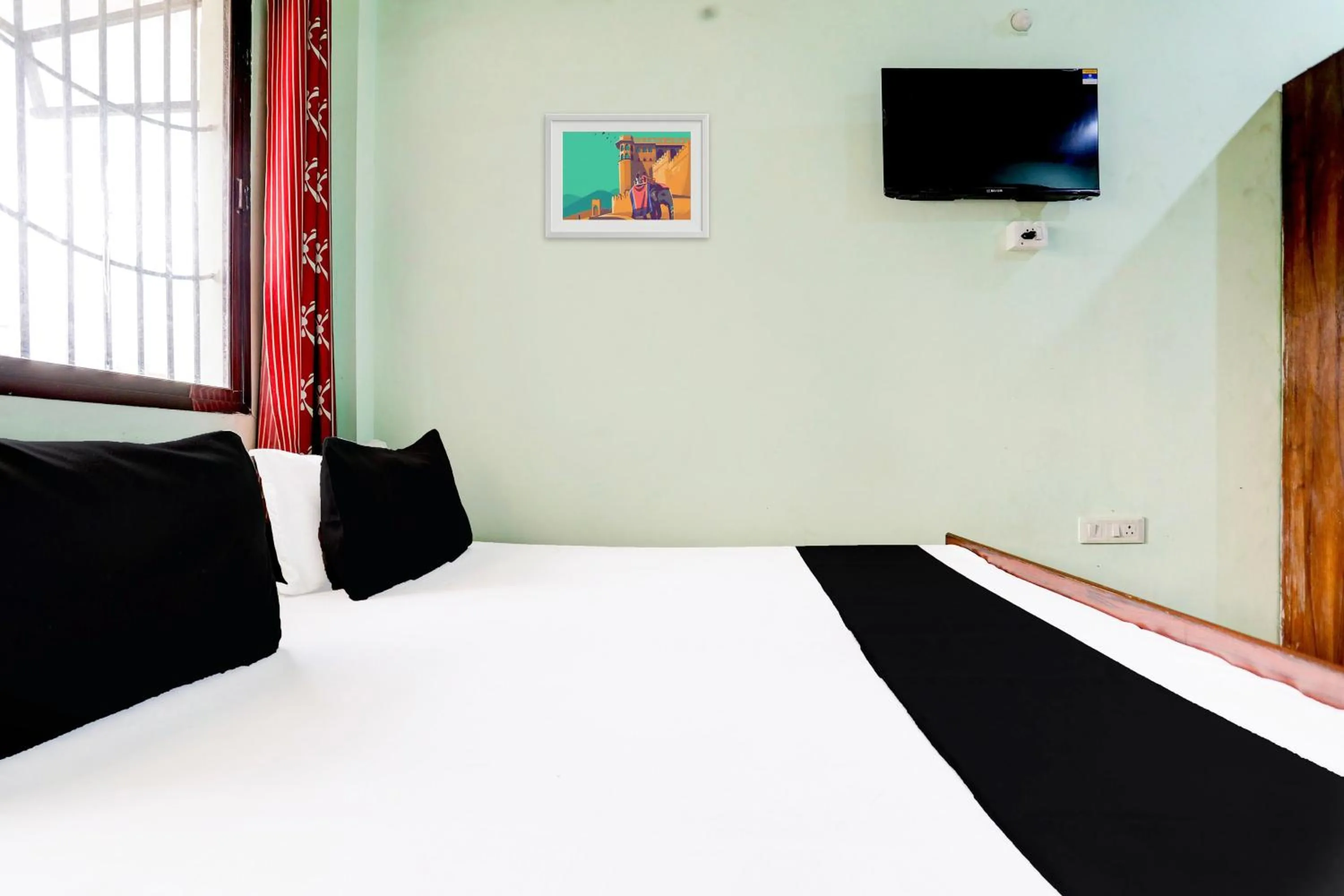 Bedroom, Bed in Hotel O Suryawanshi