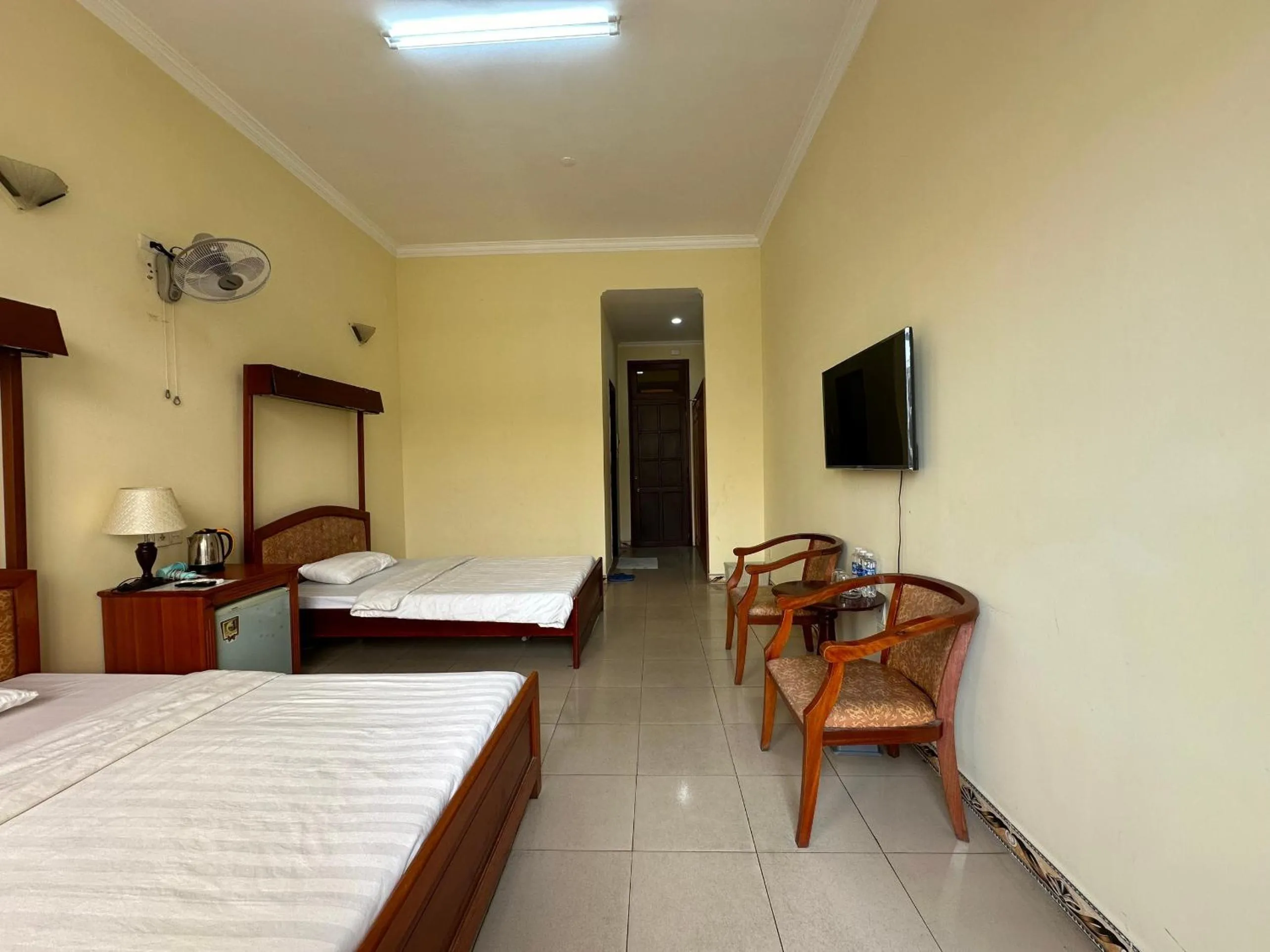 Bedroom in OYO 1246 Nha Khach Cuc Hau Can