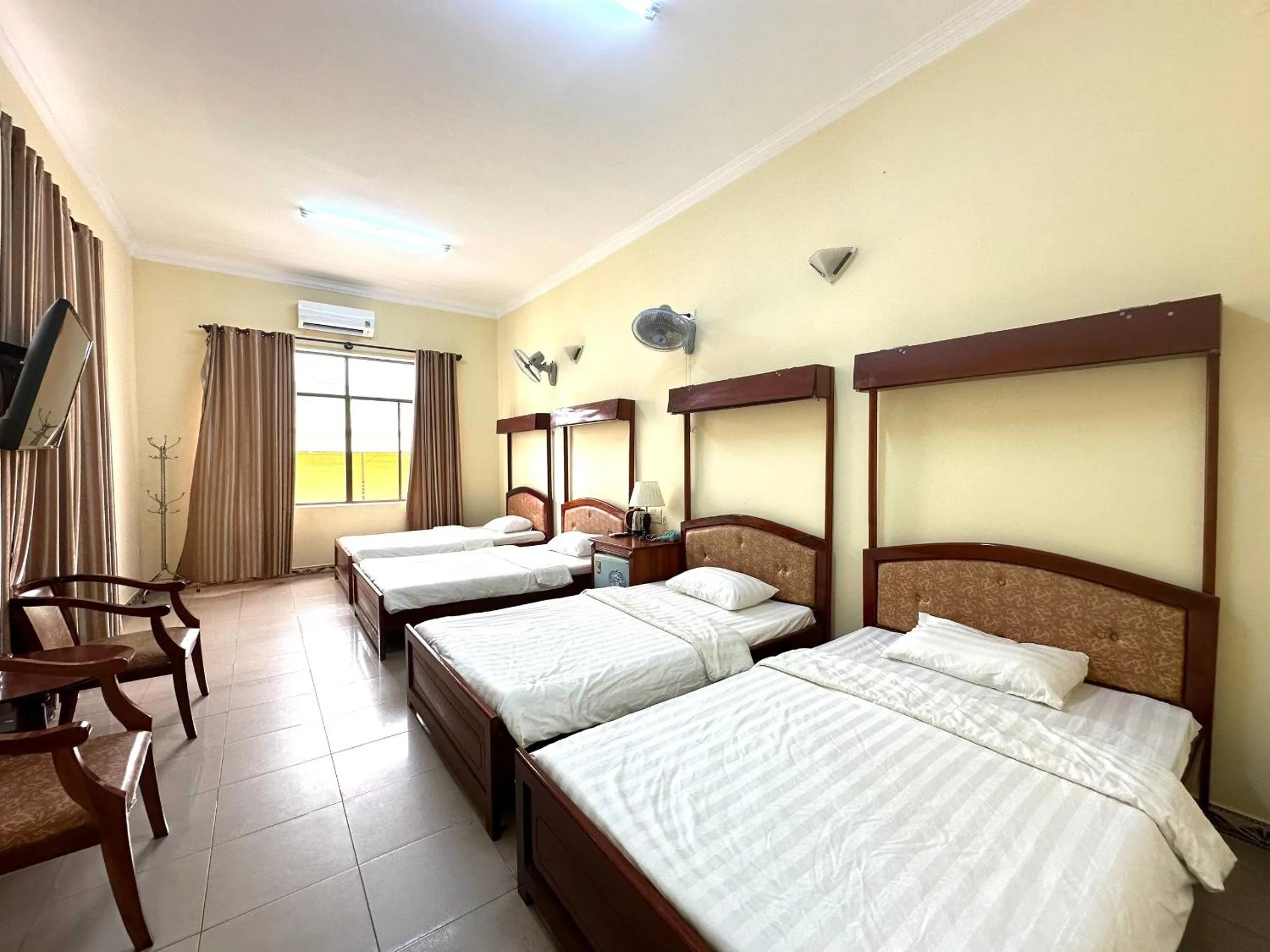 Bedroom in OYO 1246 Nha Khach Cuc Hau Can