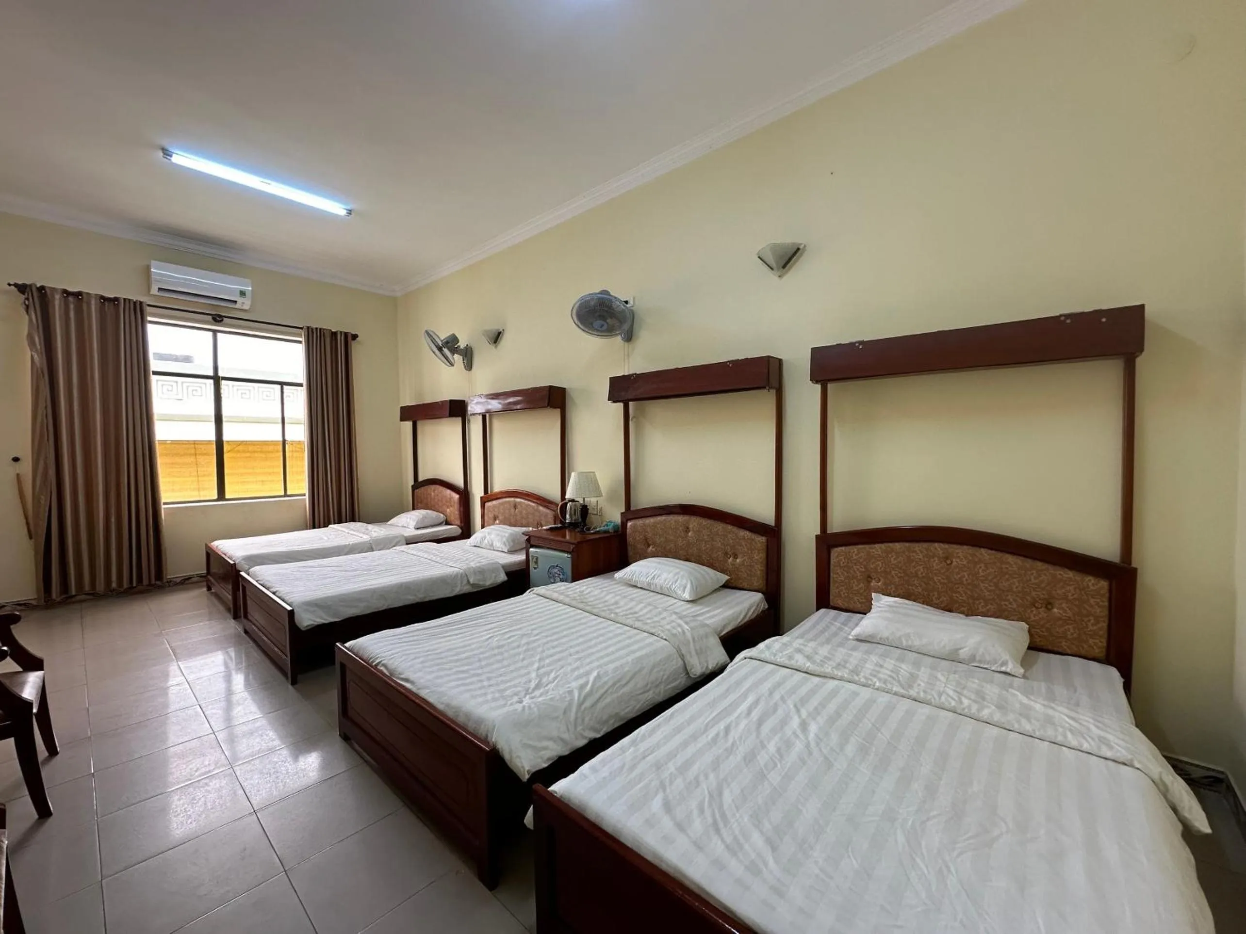 Bedroom in OYO 1246 Nha Khach Cuc Hau Can