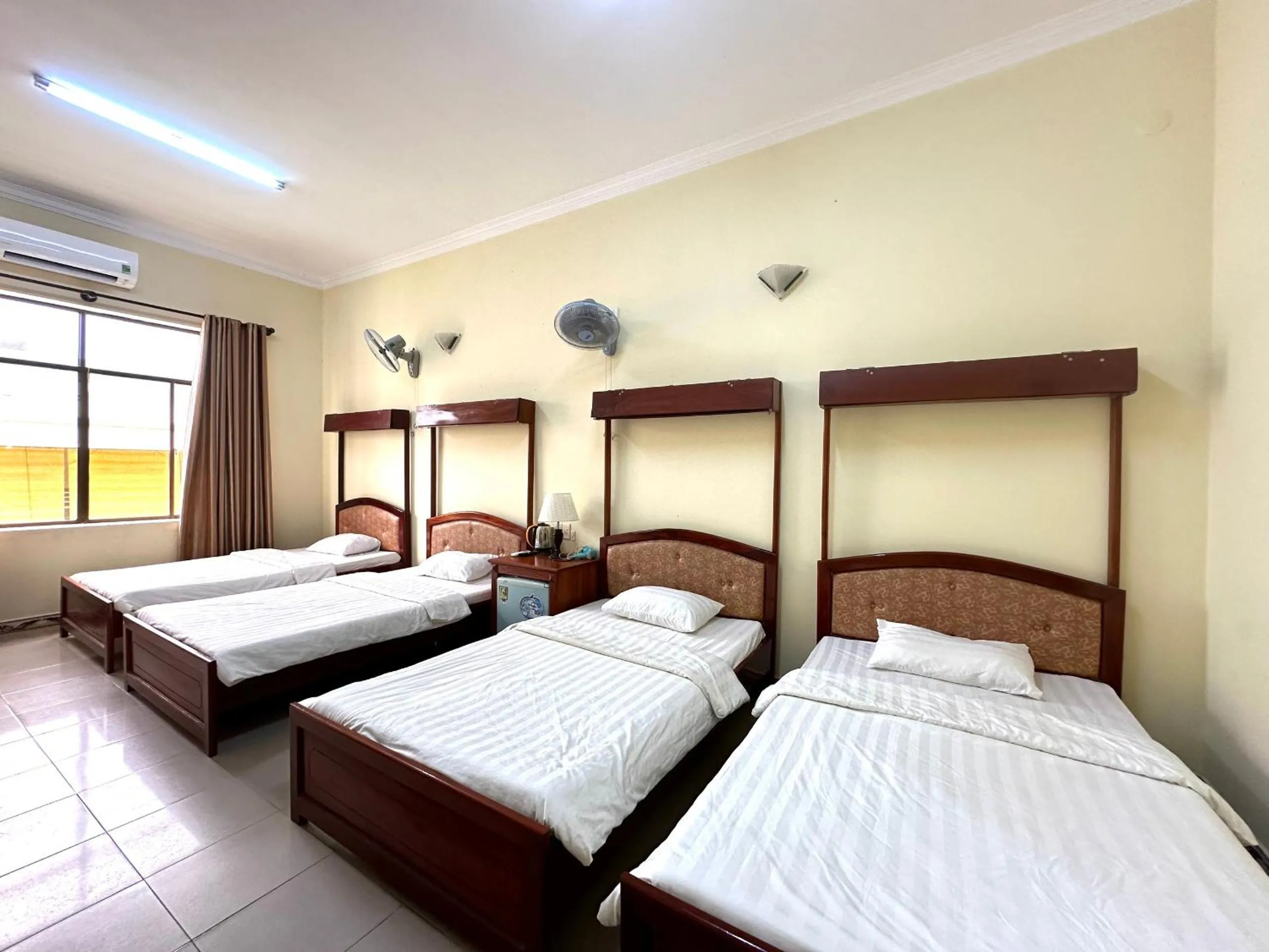 Bedroom in OYO 1246 Nha Khach Cuc Hau Can