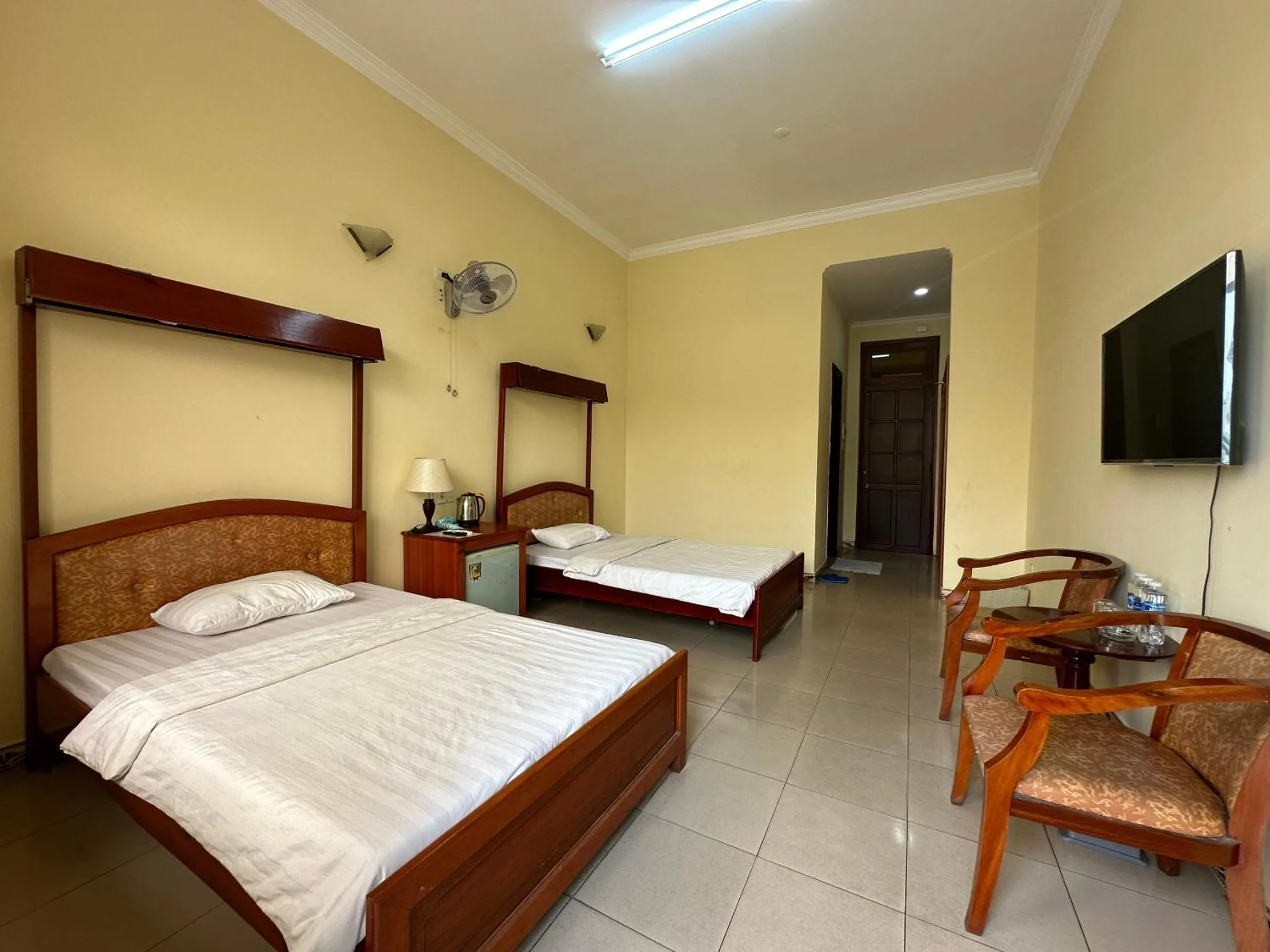 Bedroom in OYO 1246 Nha Khach Cuc Hau Can