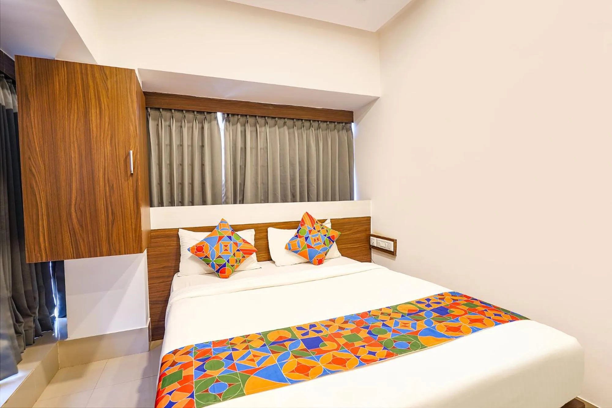 Bed in FabHotel Royal N Comforts