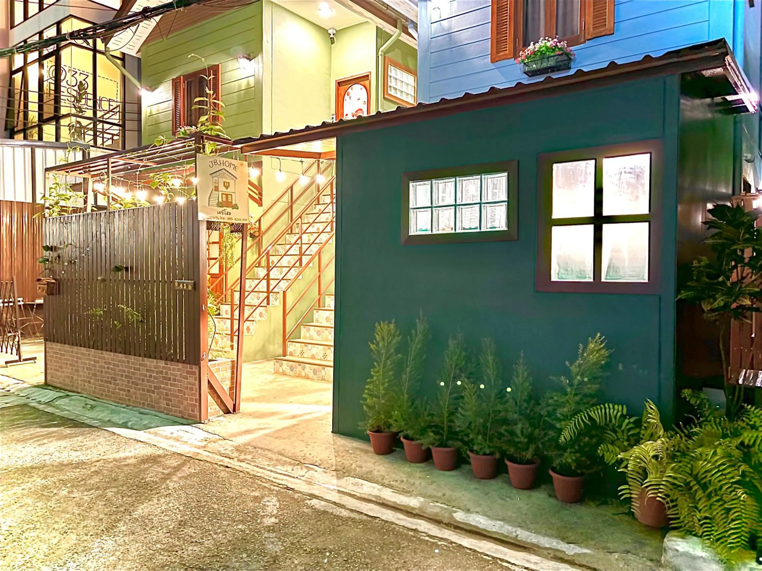 JB Home Bangkok - Victory monument