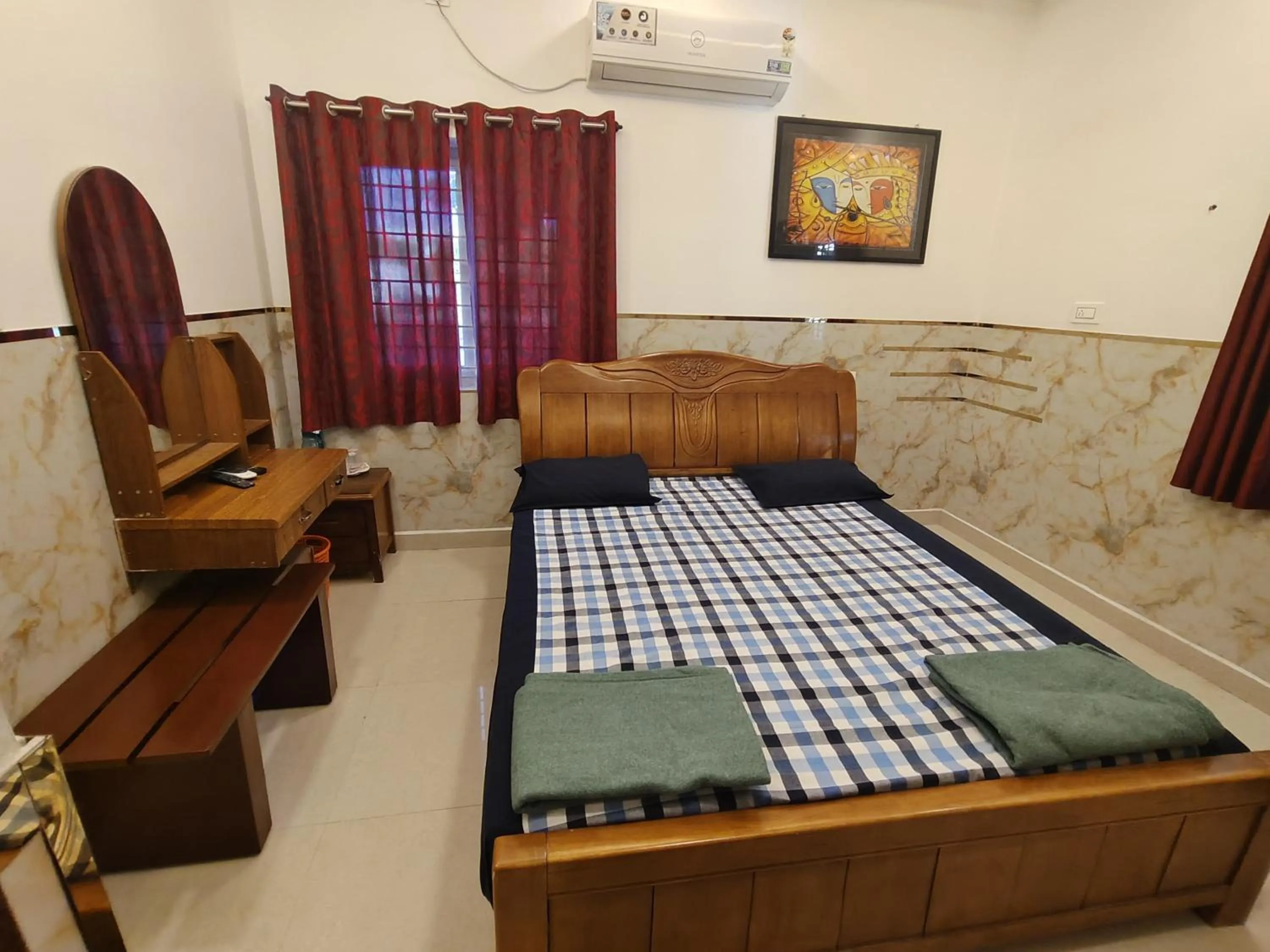 Bed in Sree Laxmi Vilas