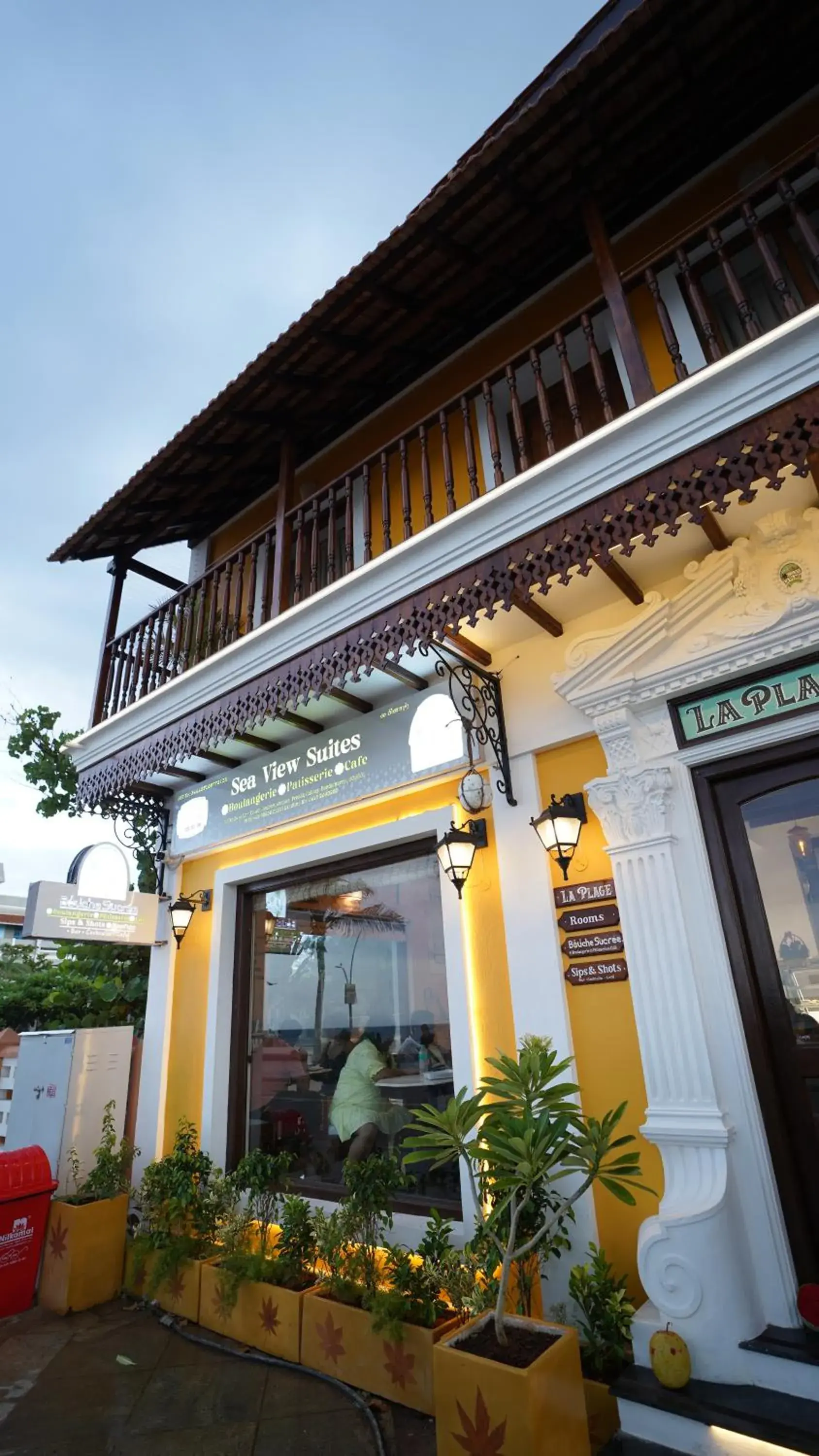 Property building in La Plage Seaview Suites Property building in La Plage Seaview Suites