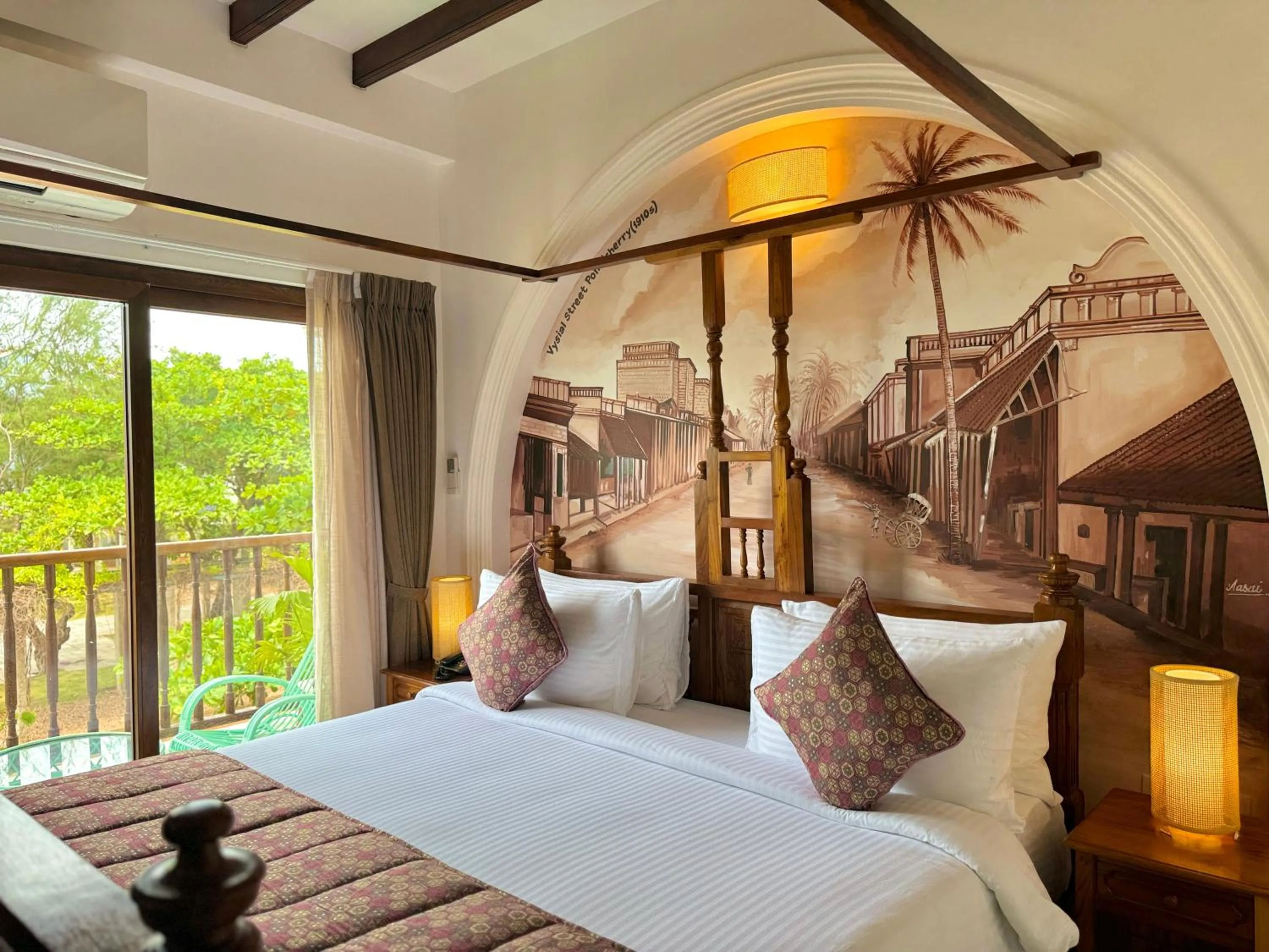 Bedroom, Bed in La Plage Seaview Suites