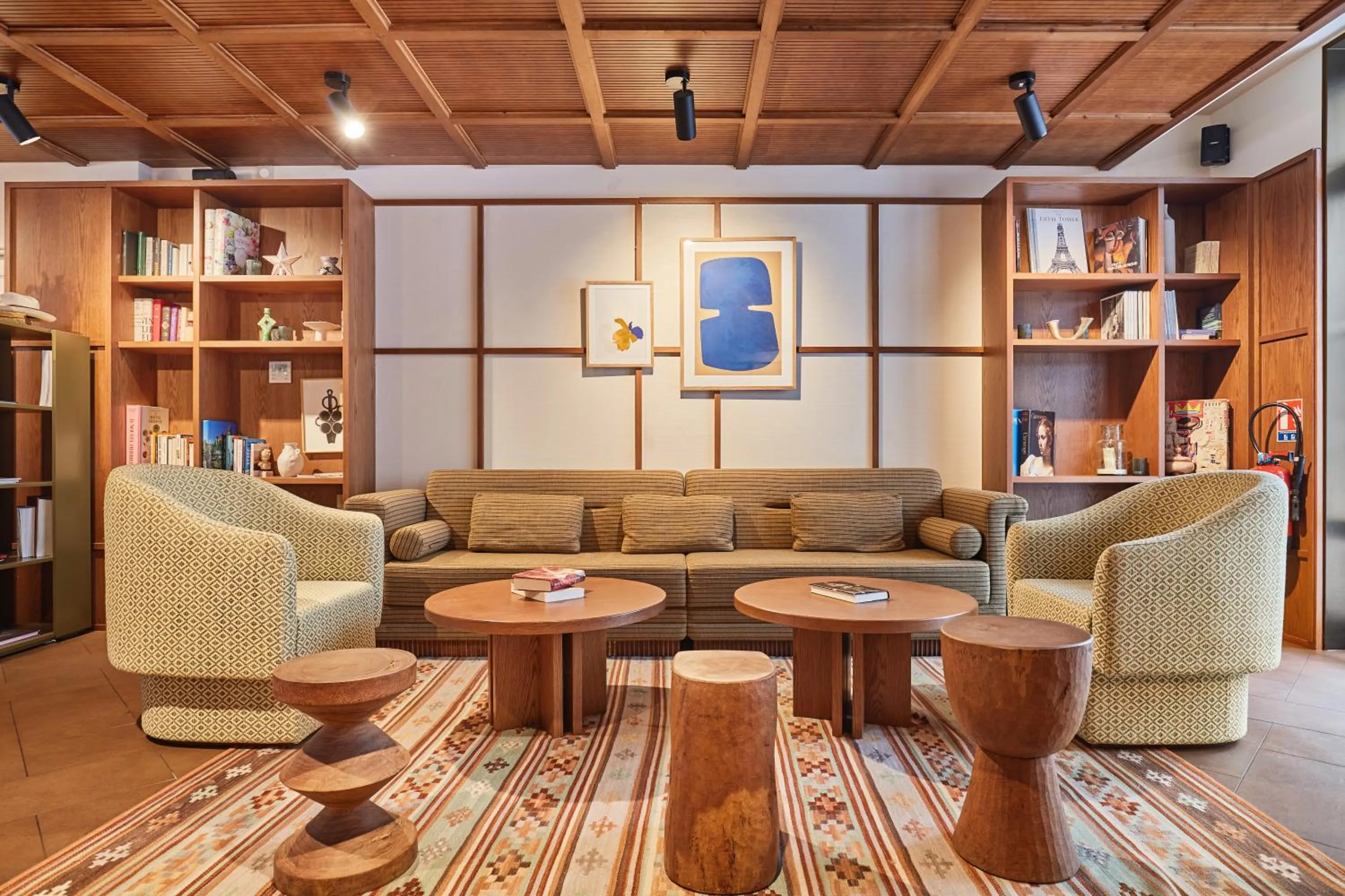 Living room in Appart Hotel Paris Levallois Maurice Ravel