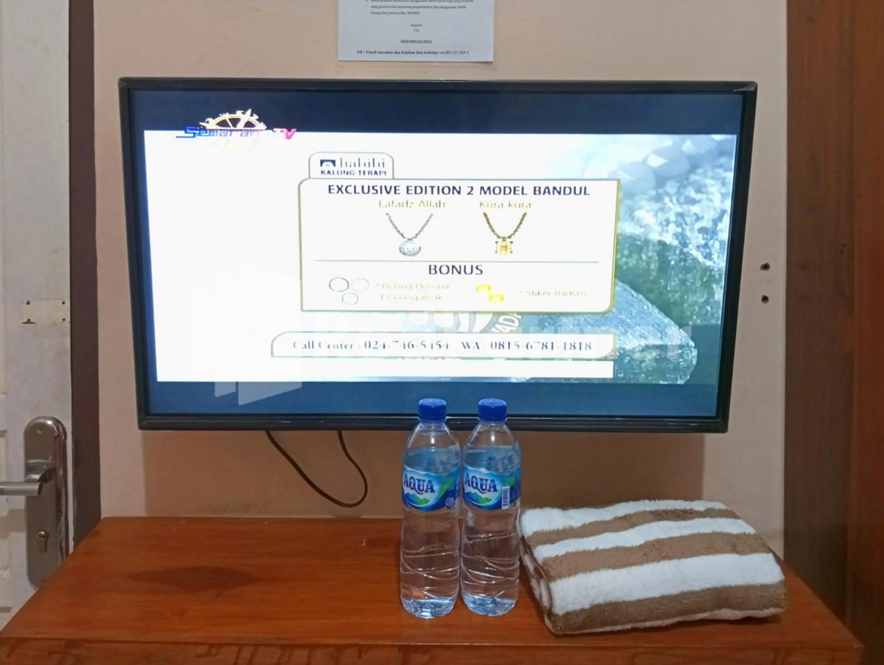 TV and multimedia in Isa Homestay Kudus Mitra Reddoorz