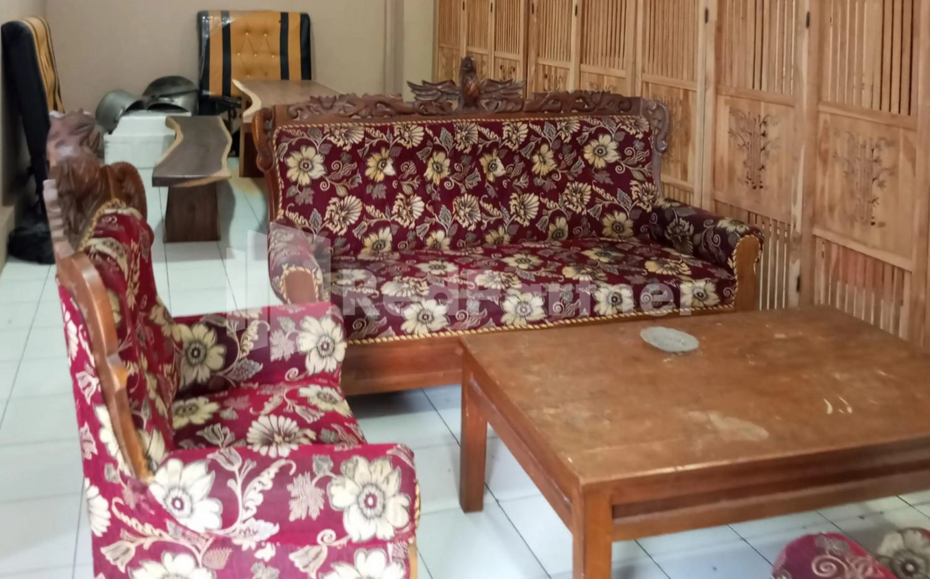 Lobby or reception in Isa Homestay Kudus Mitra Reddoorz