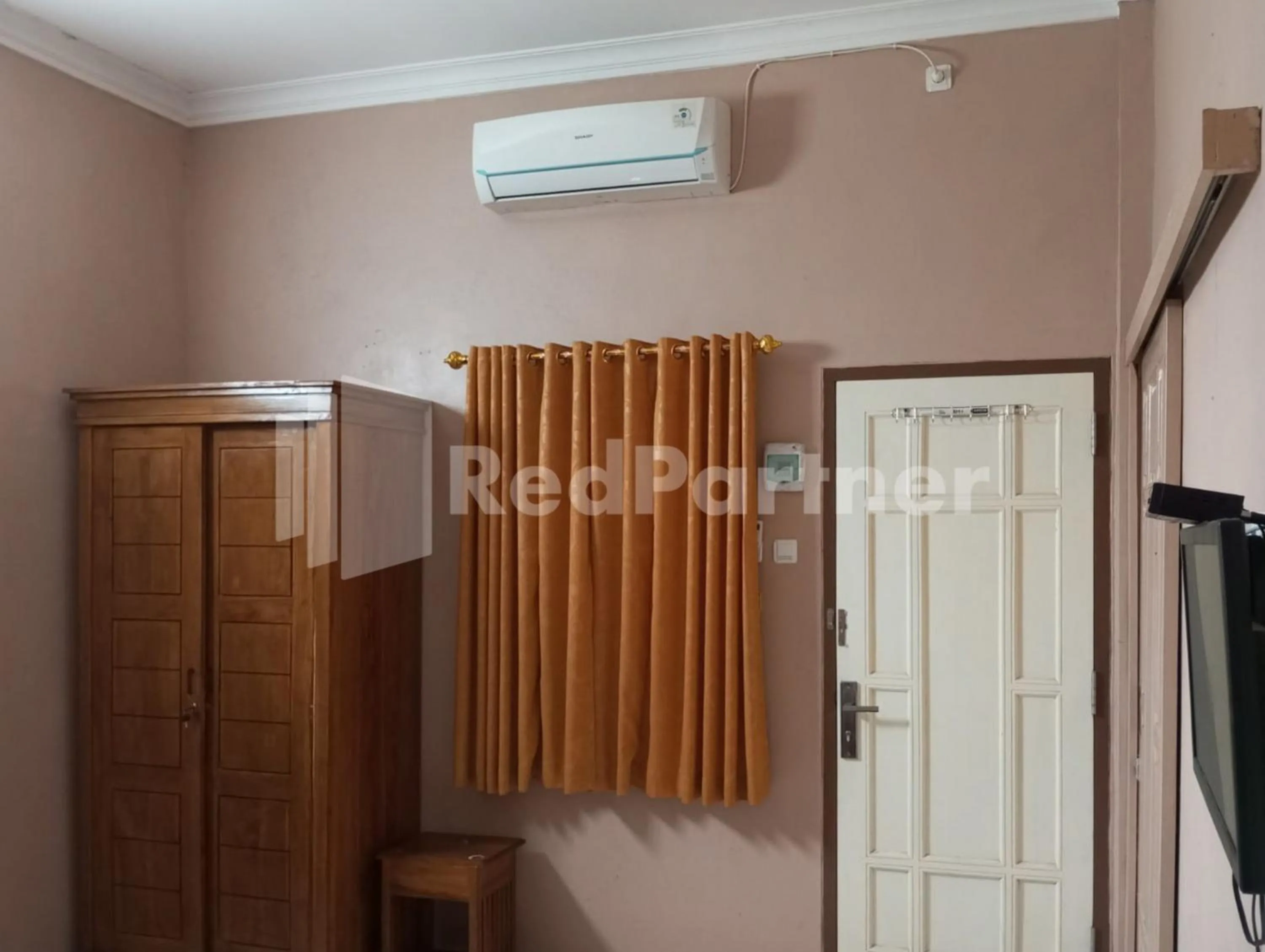 Bedroom in Isa Homestay Kudus Mitra Reddoorz