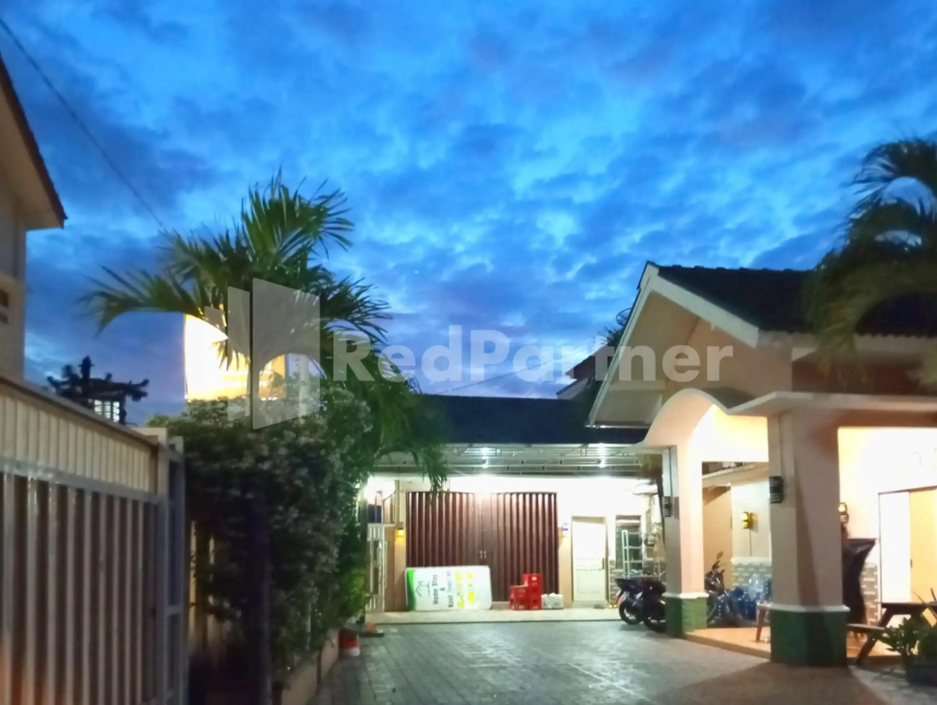 Isa Homestay Kudus Mitra Reddoorz Isa Homestay Kudus Mitra Reddoorz